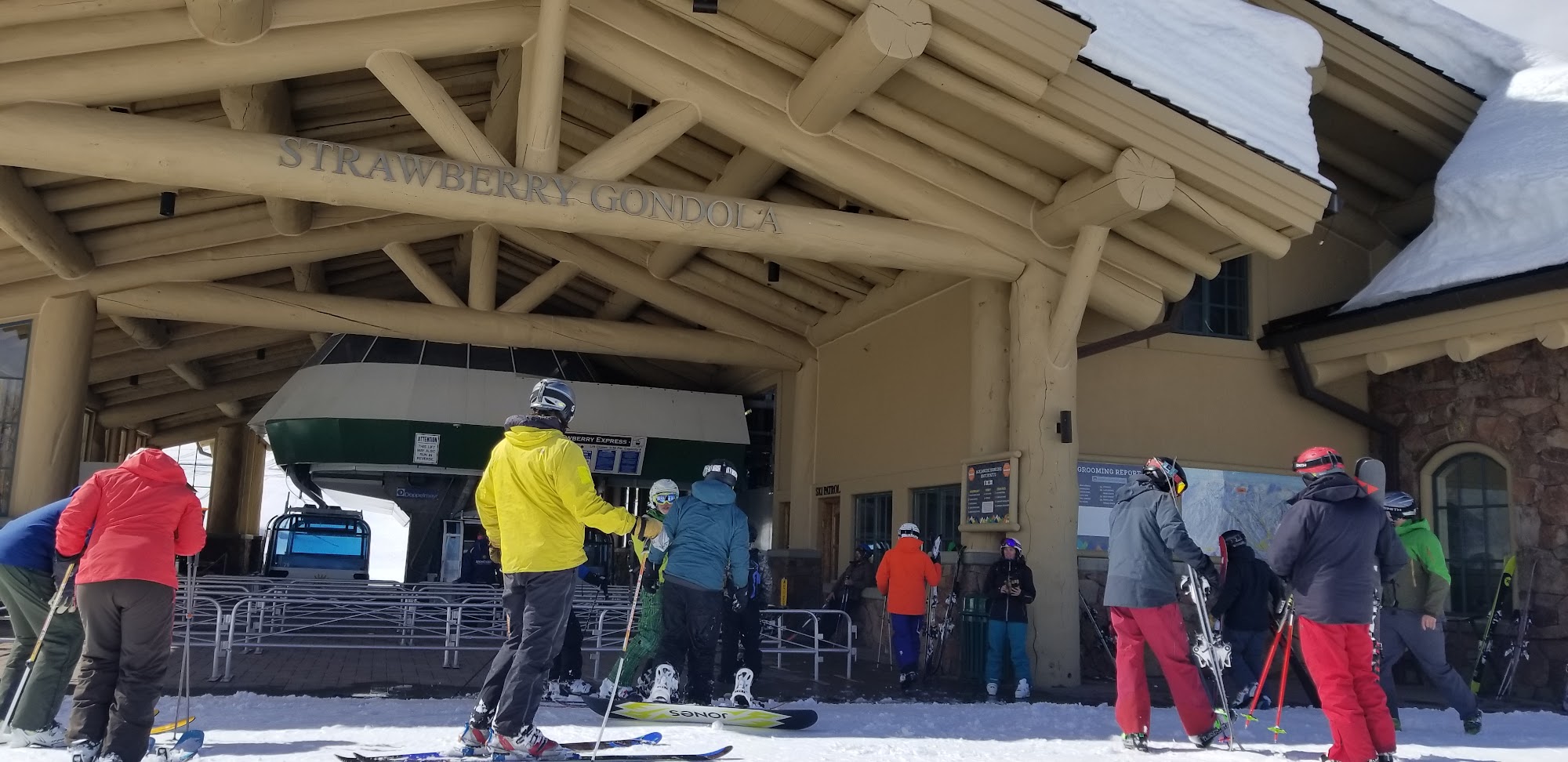 Strawberry Base Café Menu