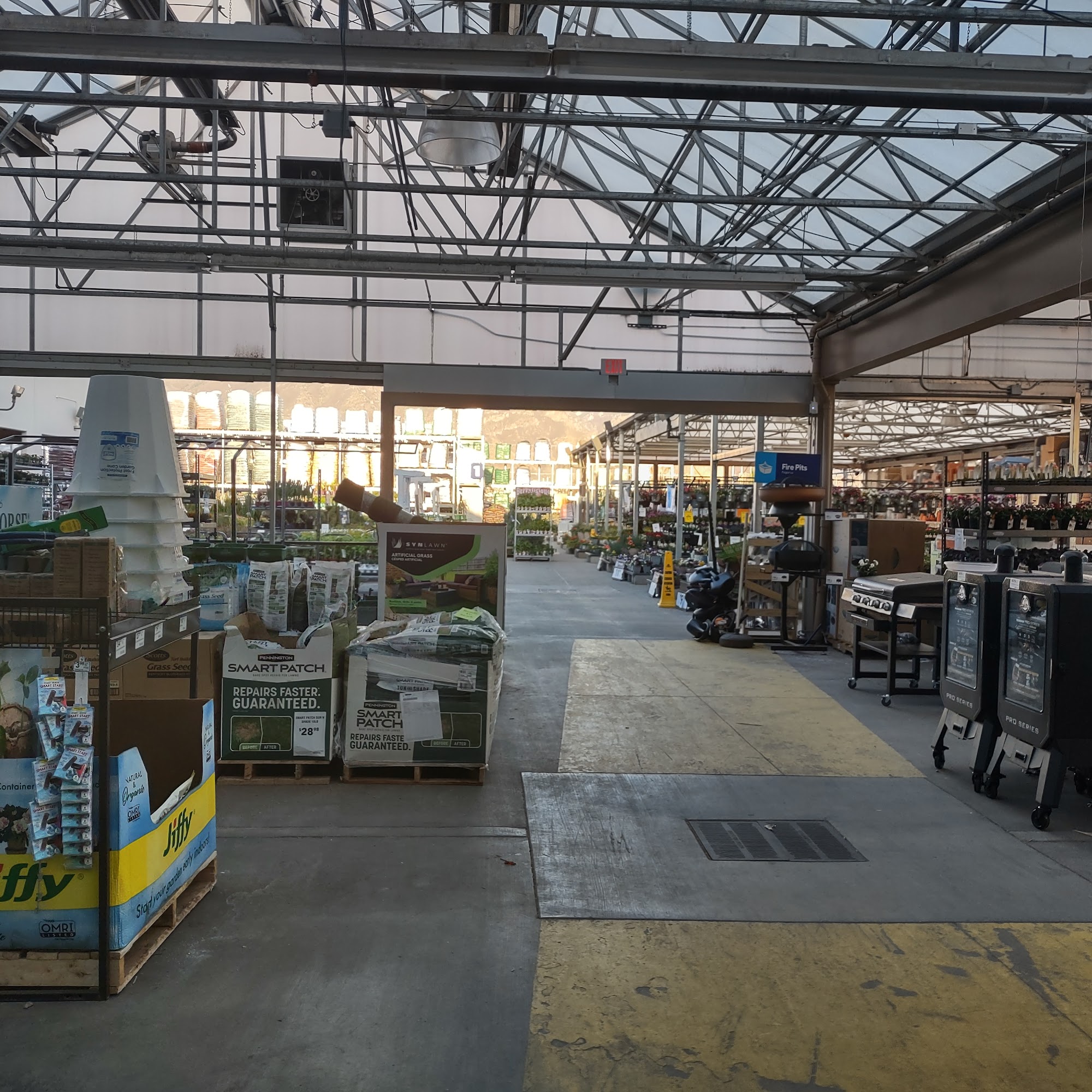 Lowe's Garden Center