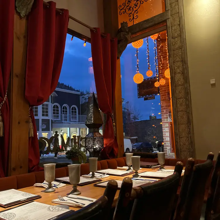 Photo credit: opentable