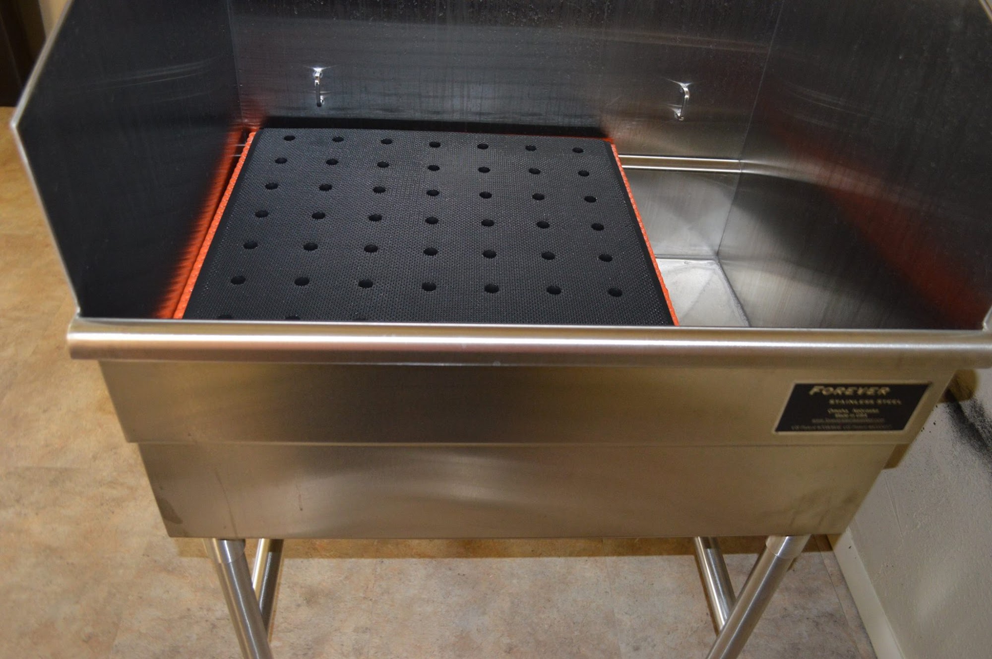 Lavish Lapdog Salon Sandy