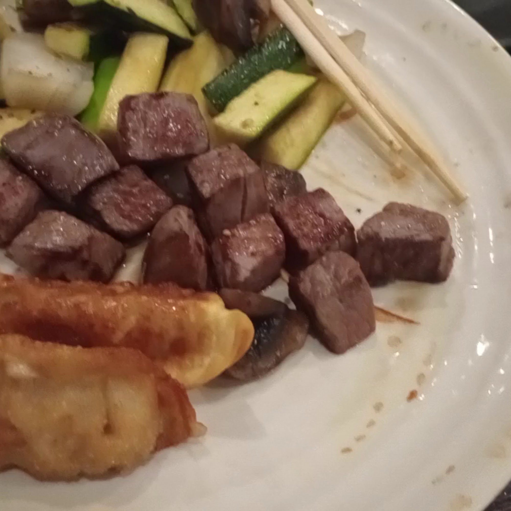 Koi Japanese Steakhouse & Sushi Sandy