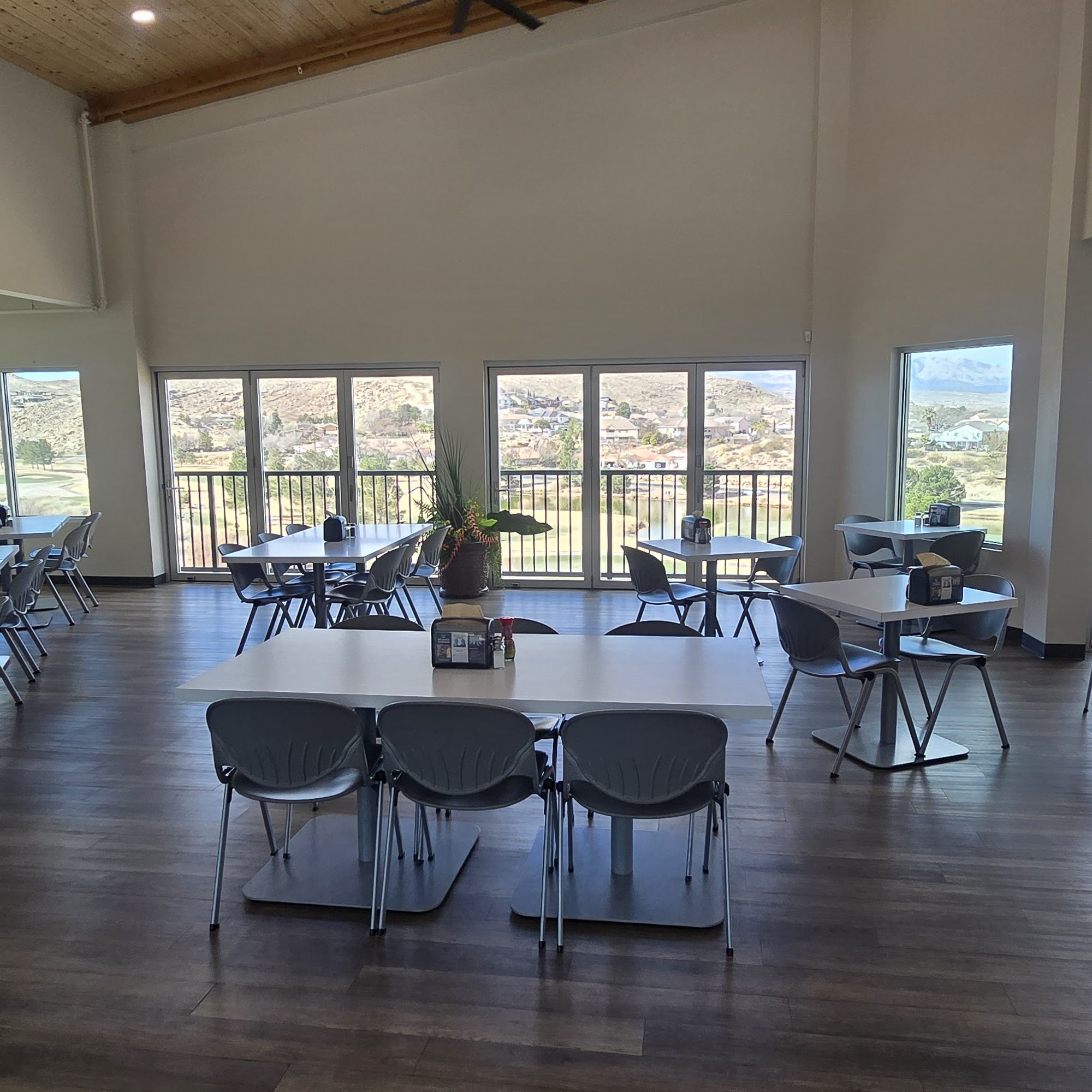 Hana Hou Kitchen Utah 2190 S 1400 E, St. George