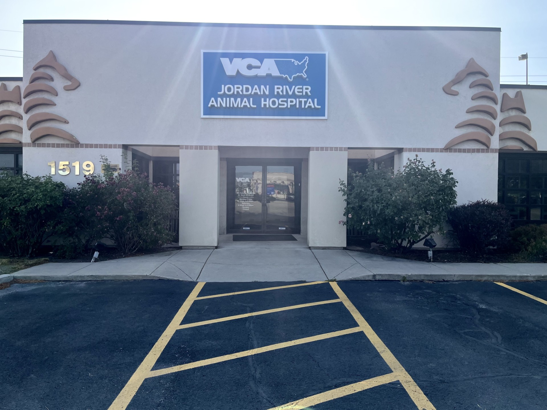 VCA Jordan River Animal Hospital West Jordan