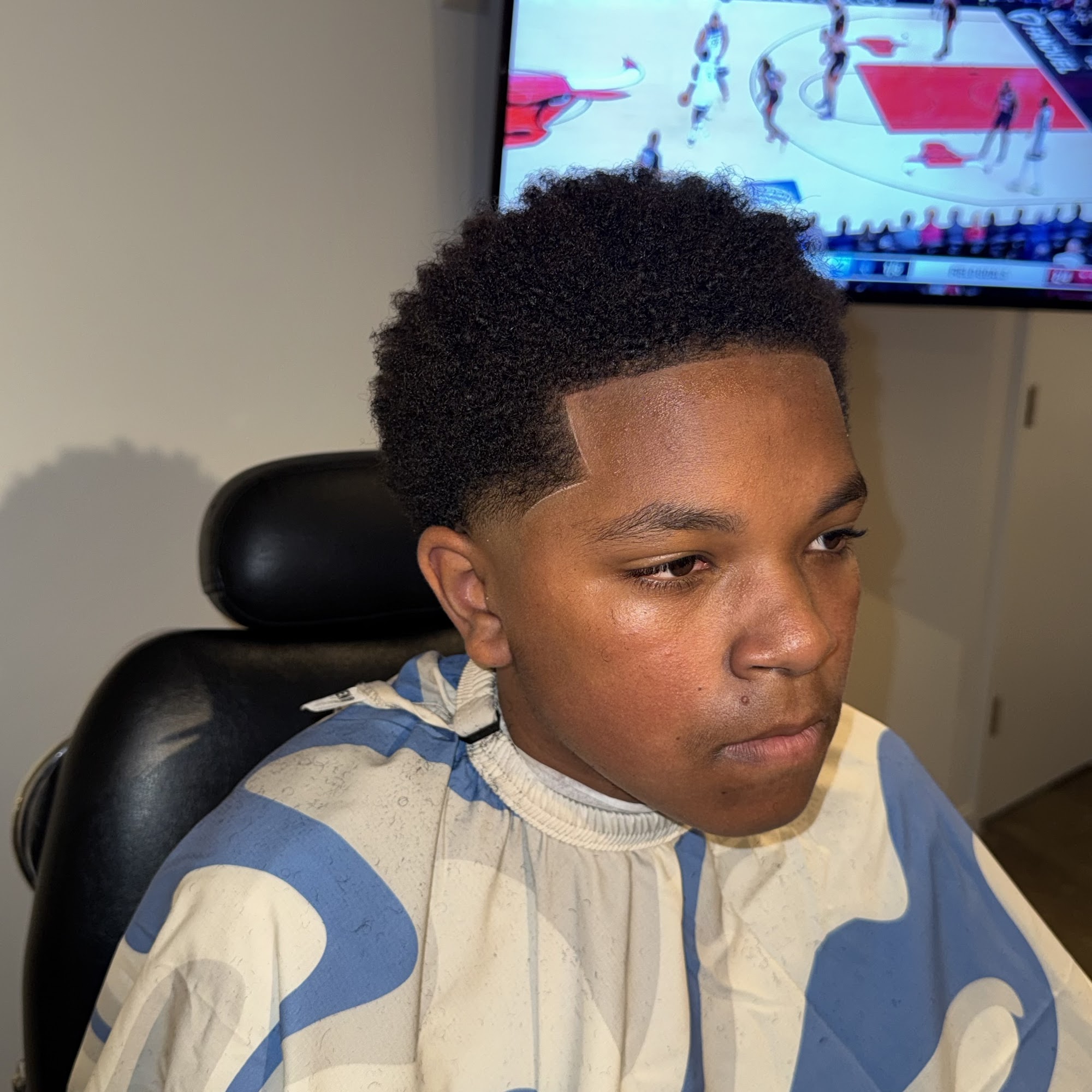 MIXD Cuts 113 S Columbus St, Alexandria Virginia 22314