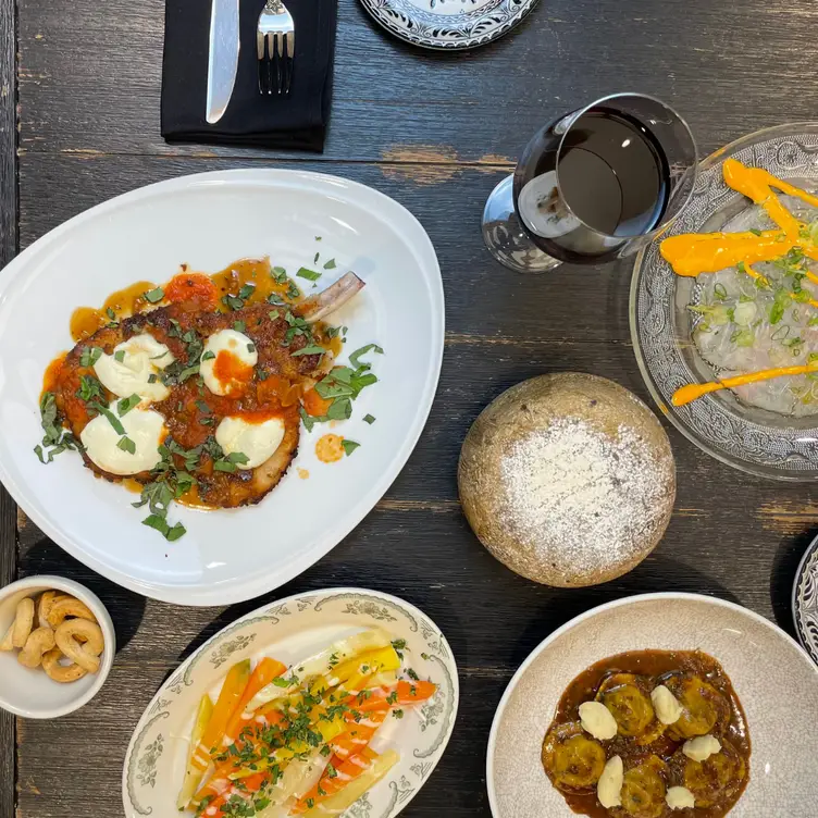 Photo credit: opentable