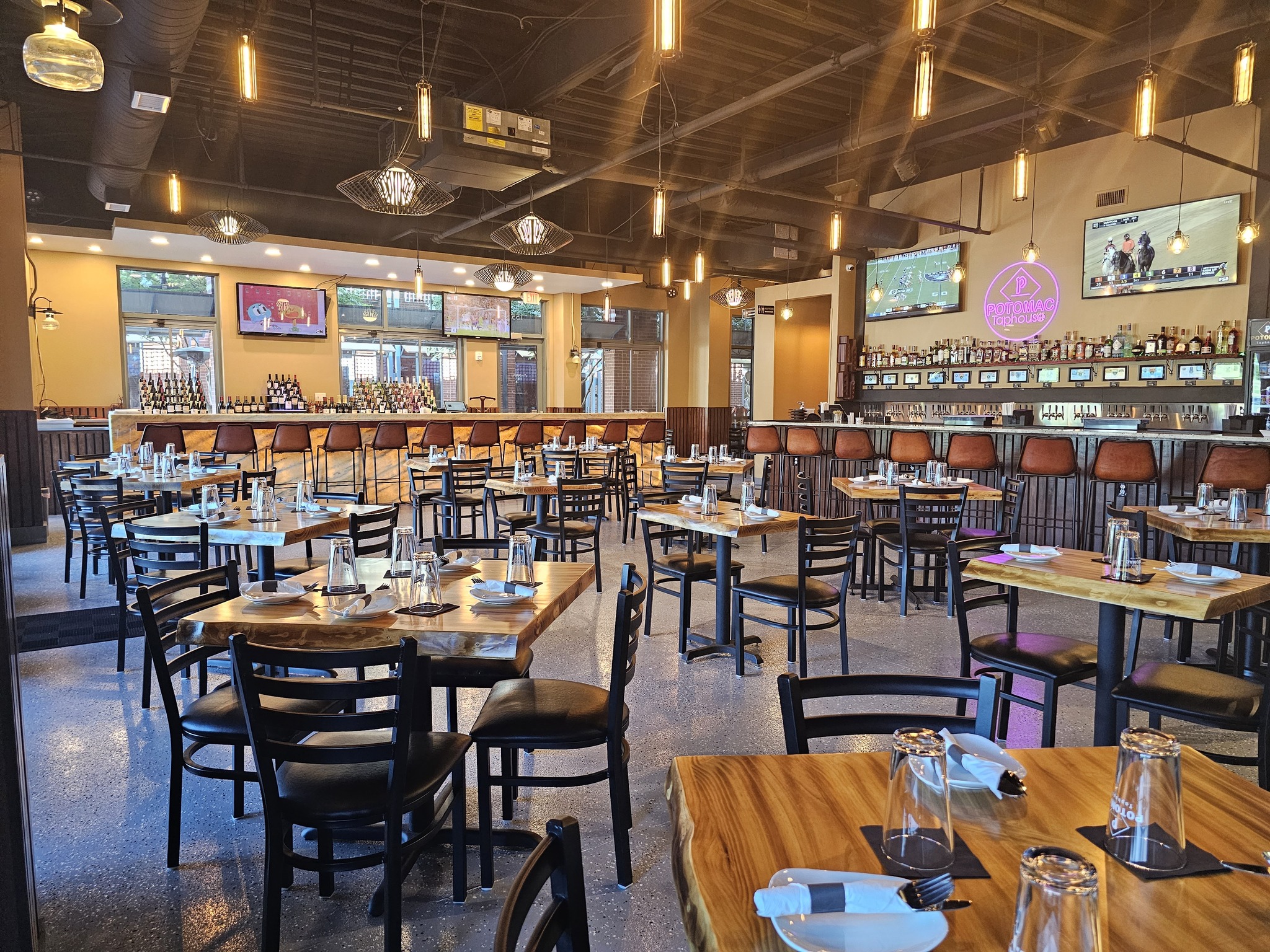 Potomac Taphouse Ashburn