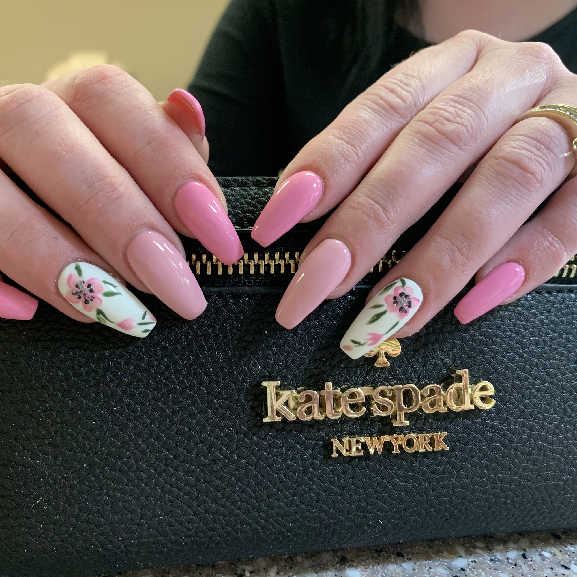 T Nails 1447 S Main St, Blackstone Virginia 23824