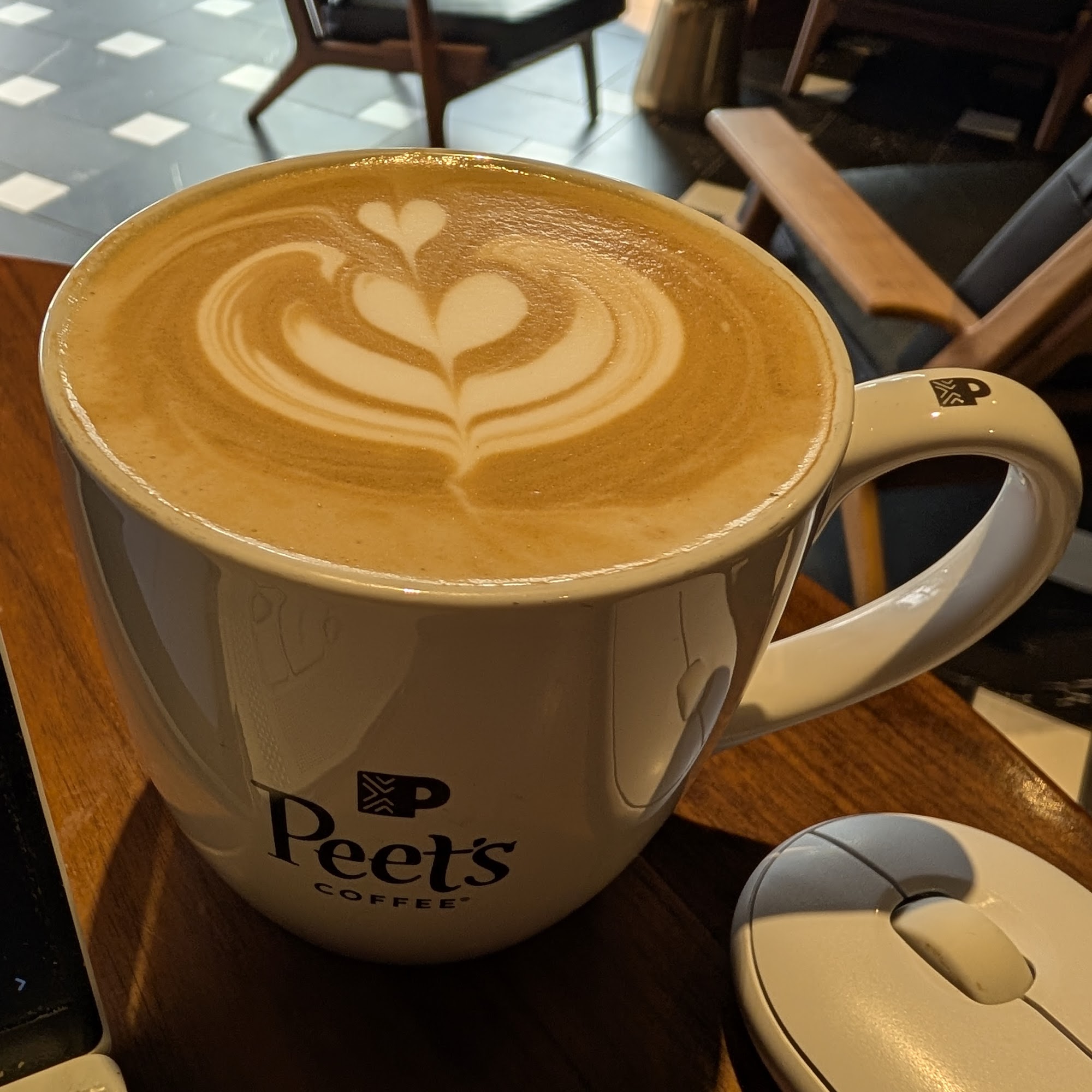 Peet's Coffee Chantilly