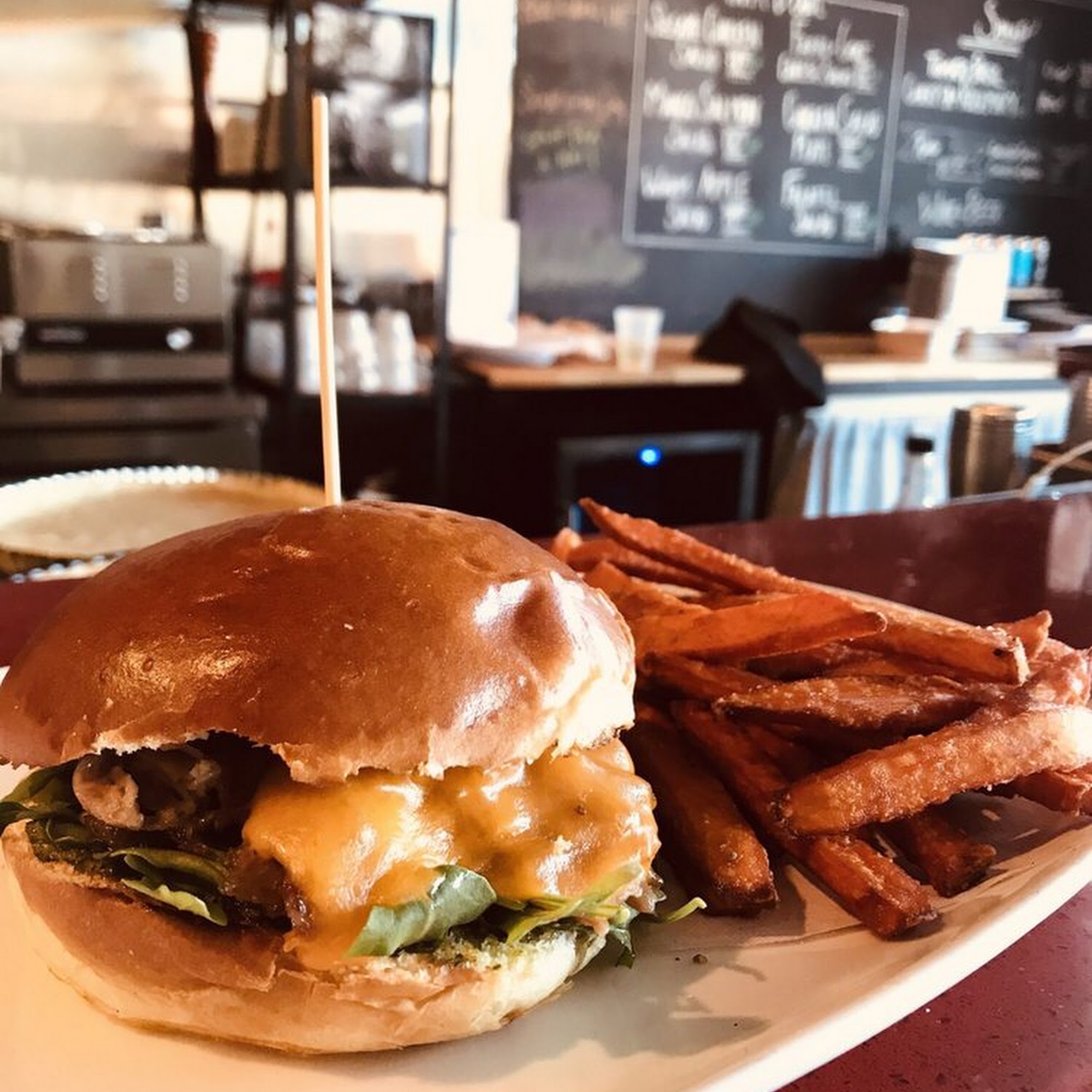 The Cutting Edge Cafe Chesapeake