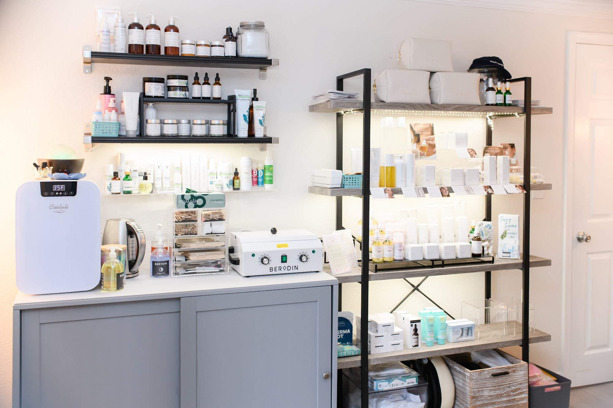 The Alchemist Skin Bar