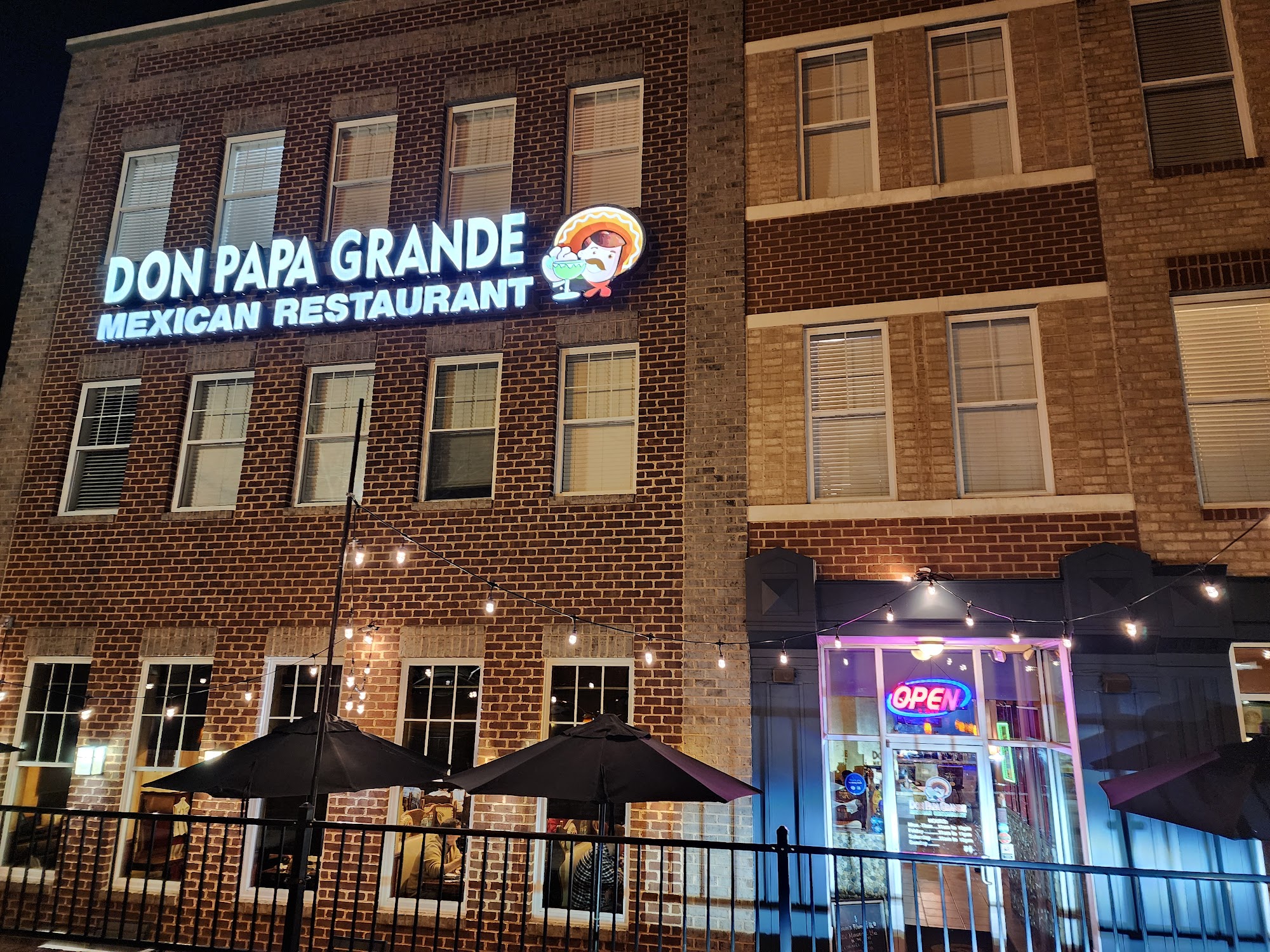 Don Papa Grande Chester