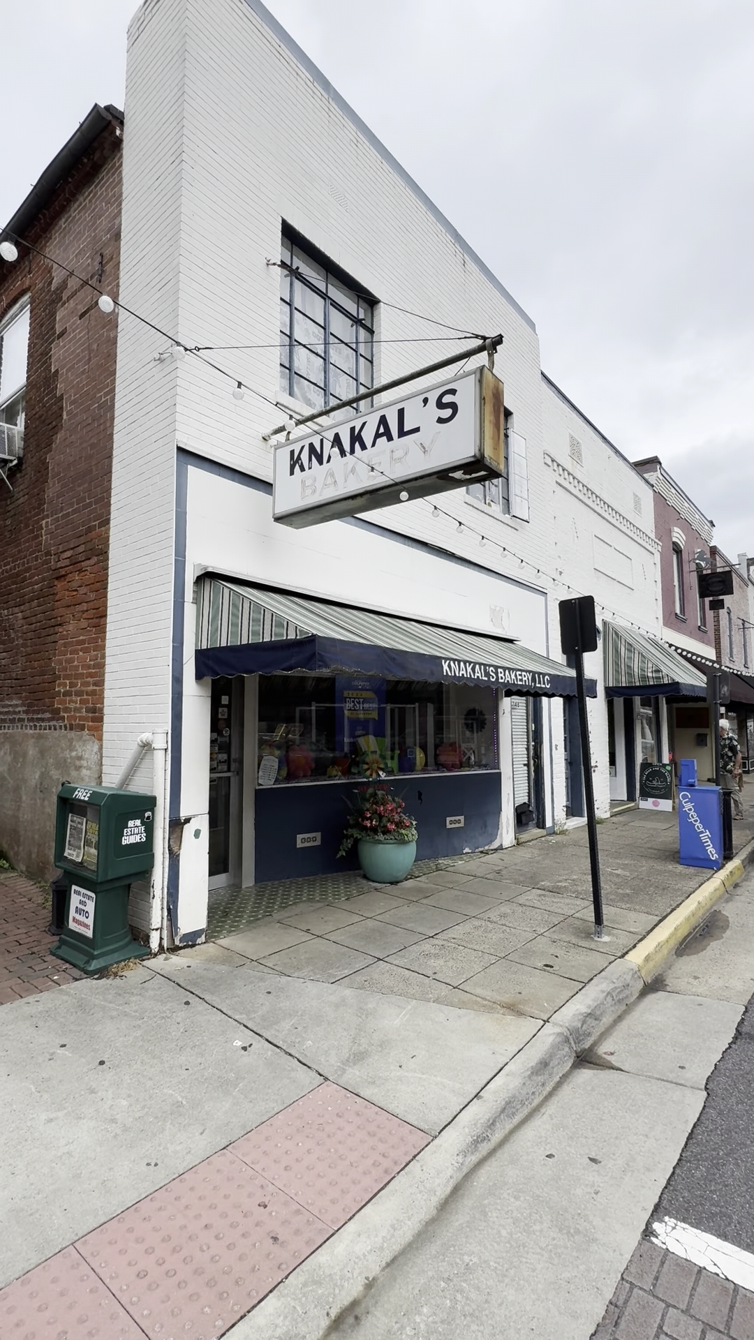 Knakal's Bakery Menu