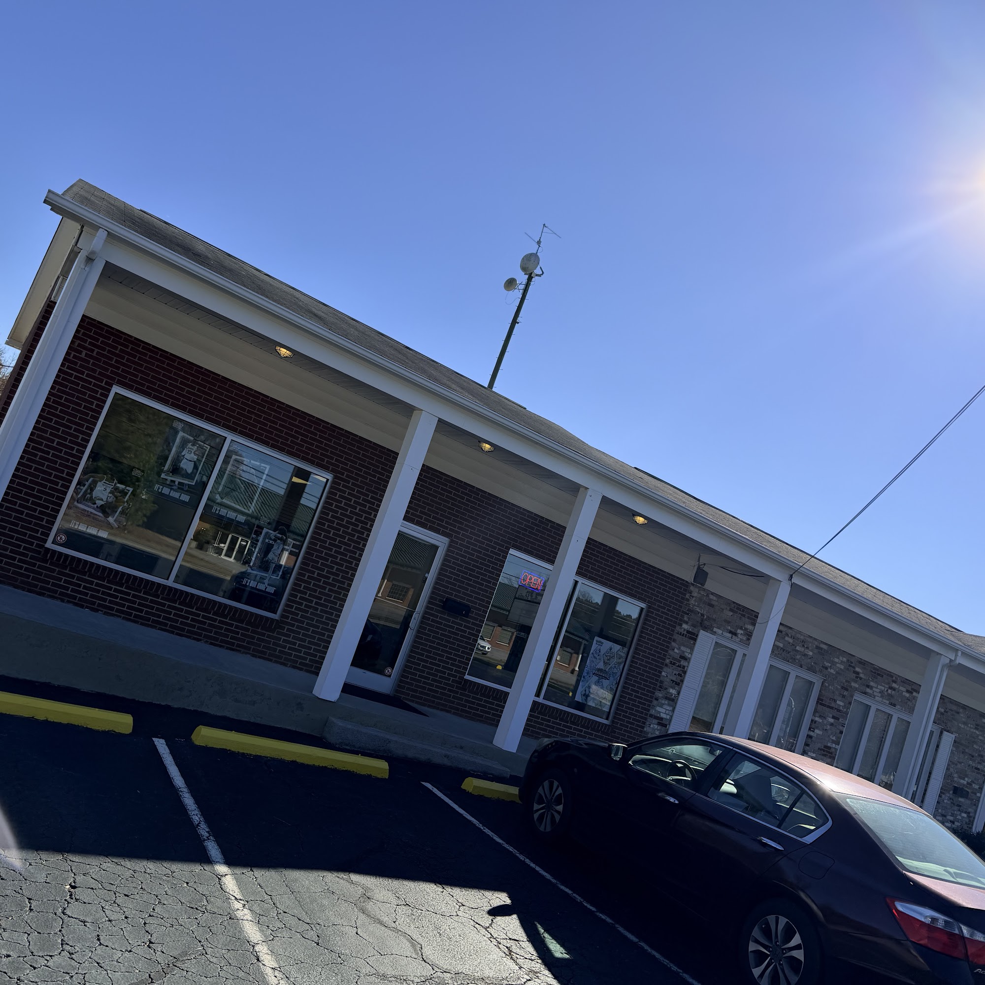 J&M Cards 3334 US-29 BUS suite c, Danville Virginia 24540