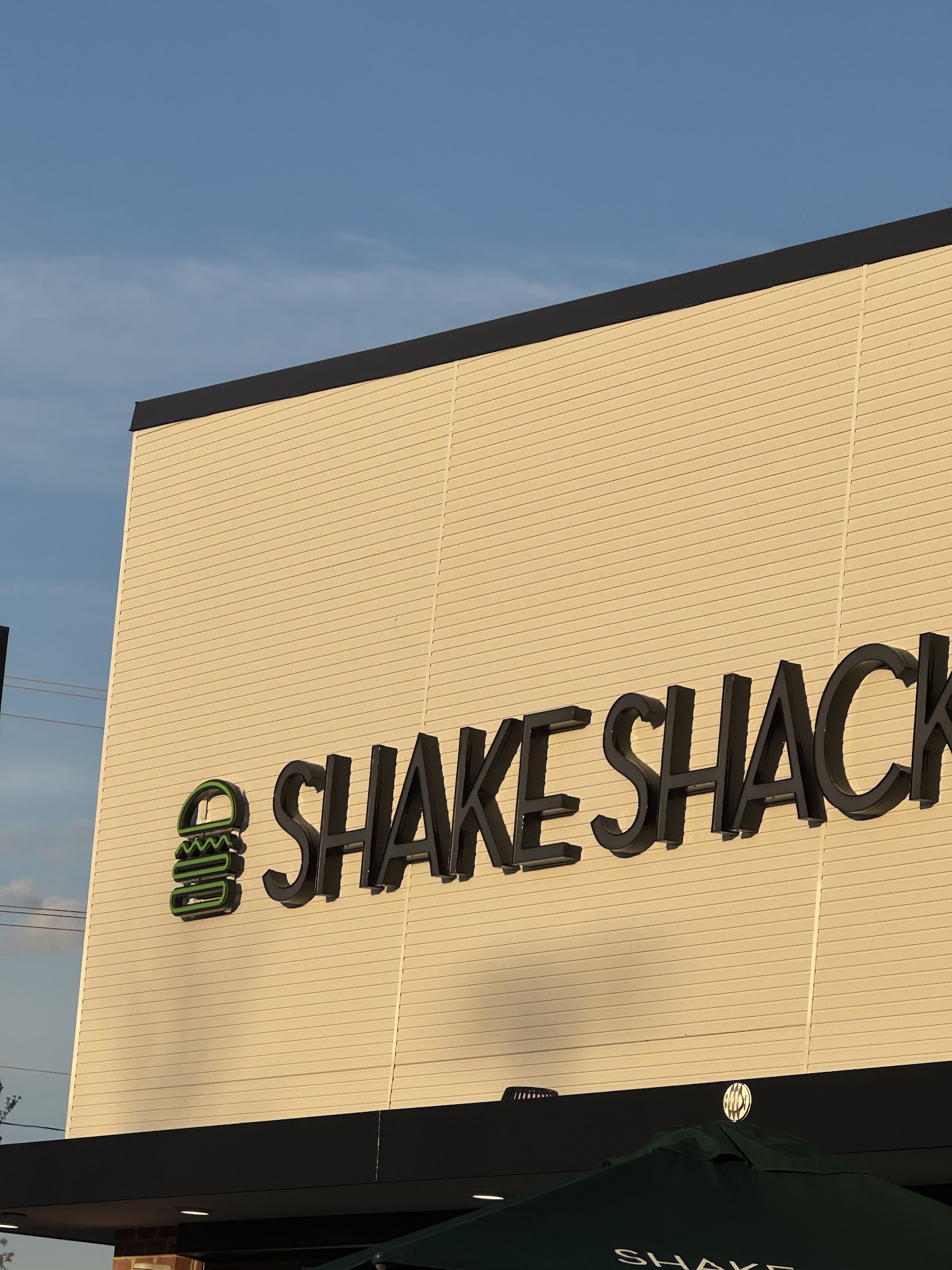 Shake Shack Kamp Washington Menu