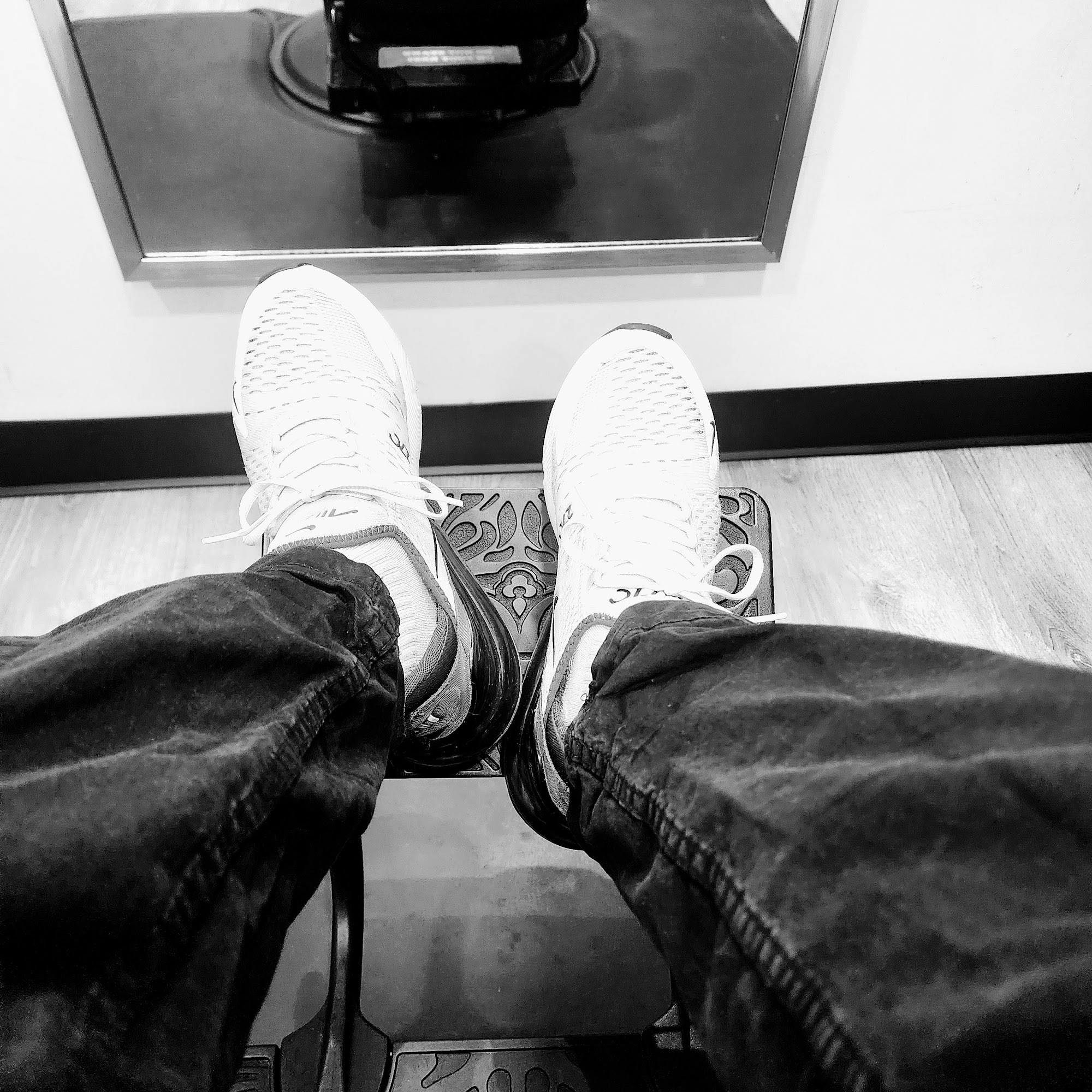 Aldos Barber Studio 10807 Main St STE 700, Fairfax Virginia 22030