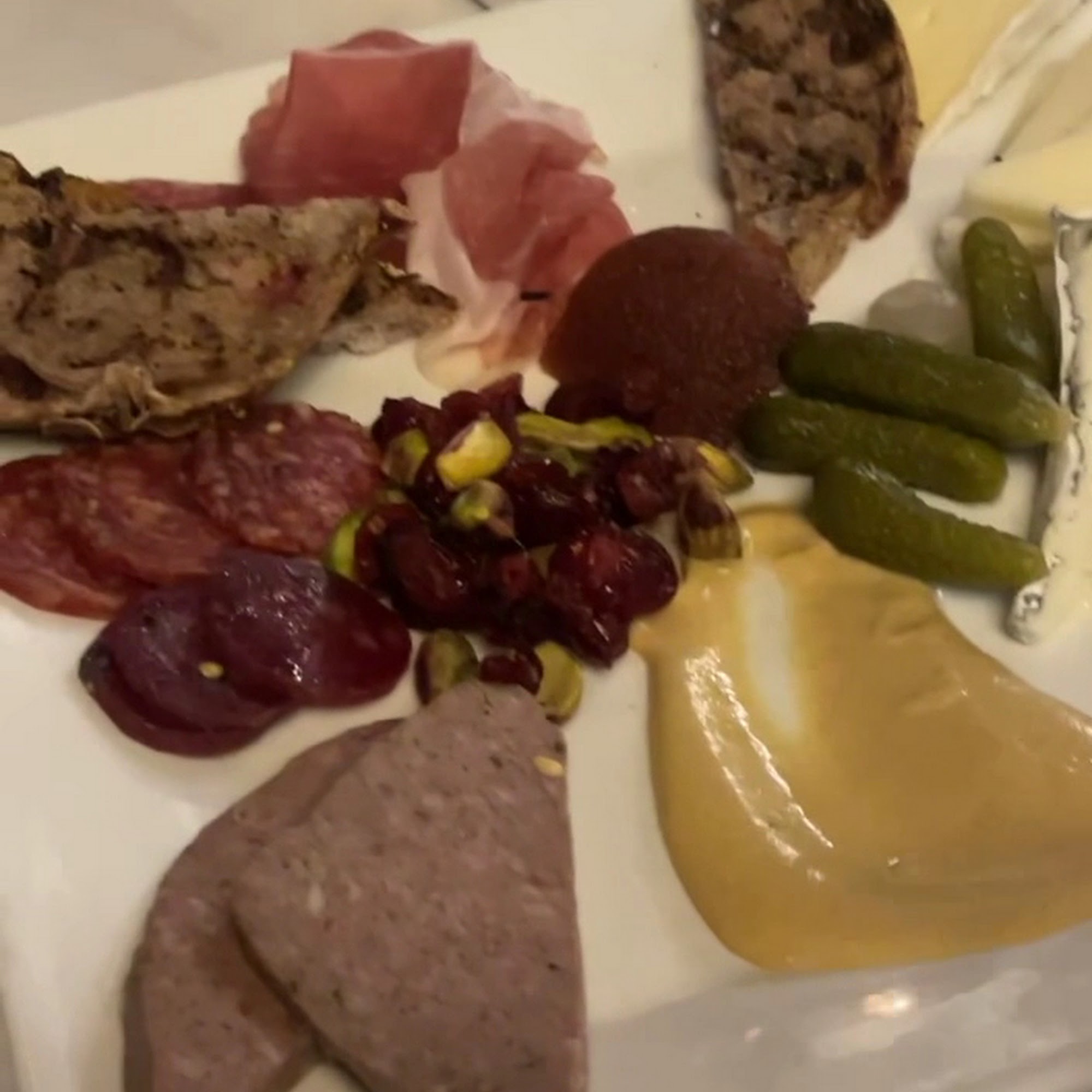 La Petite Auberge Fredericksburg