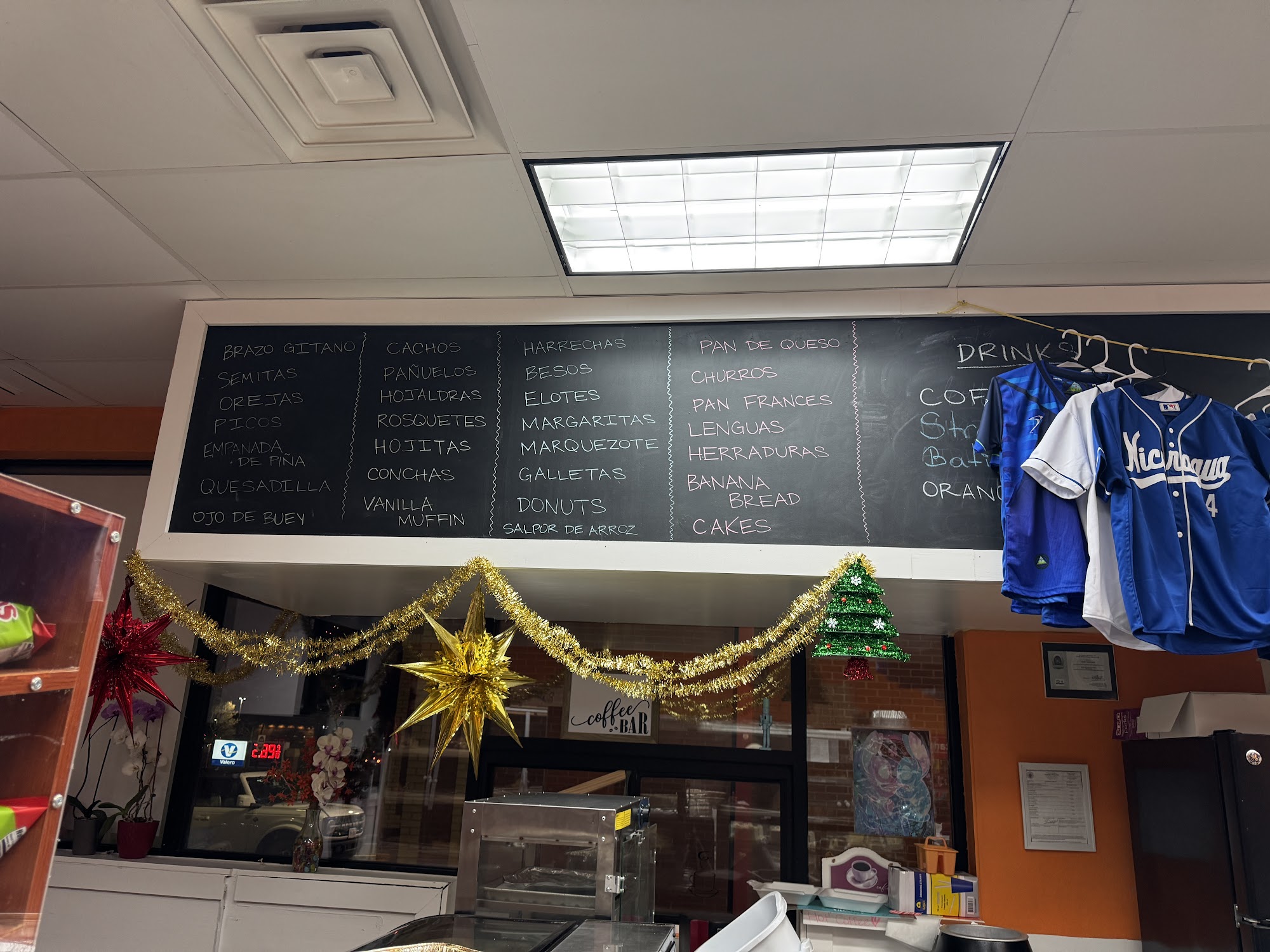 Los Martinez Bakery Menu