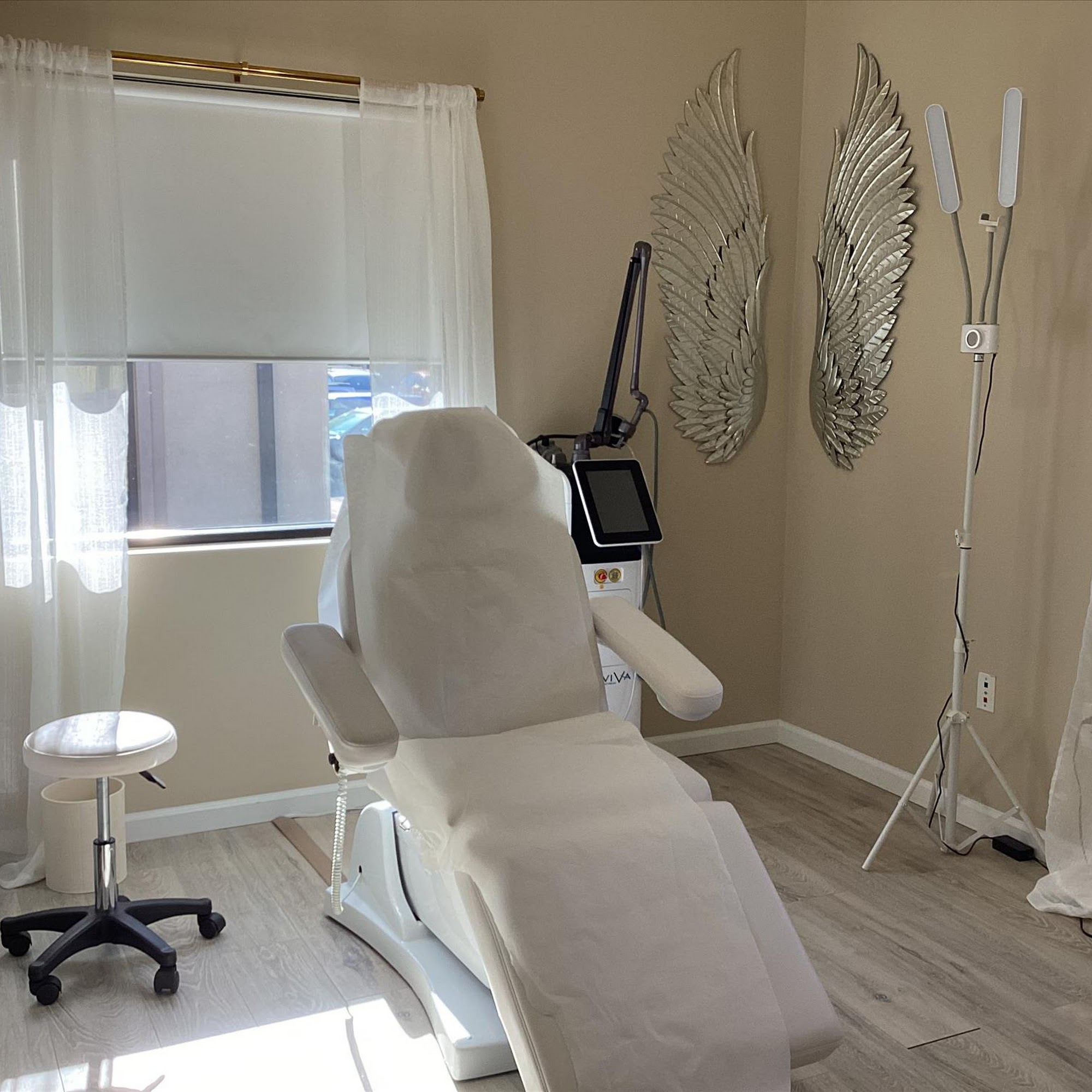 Just Glow Aesthetics