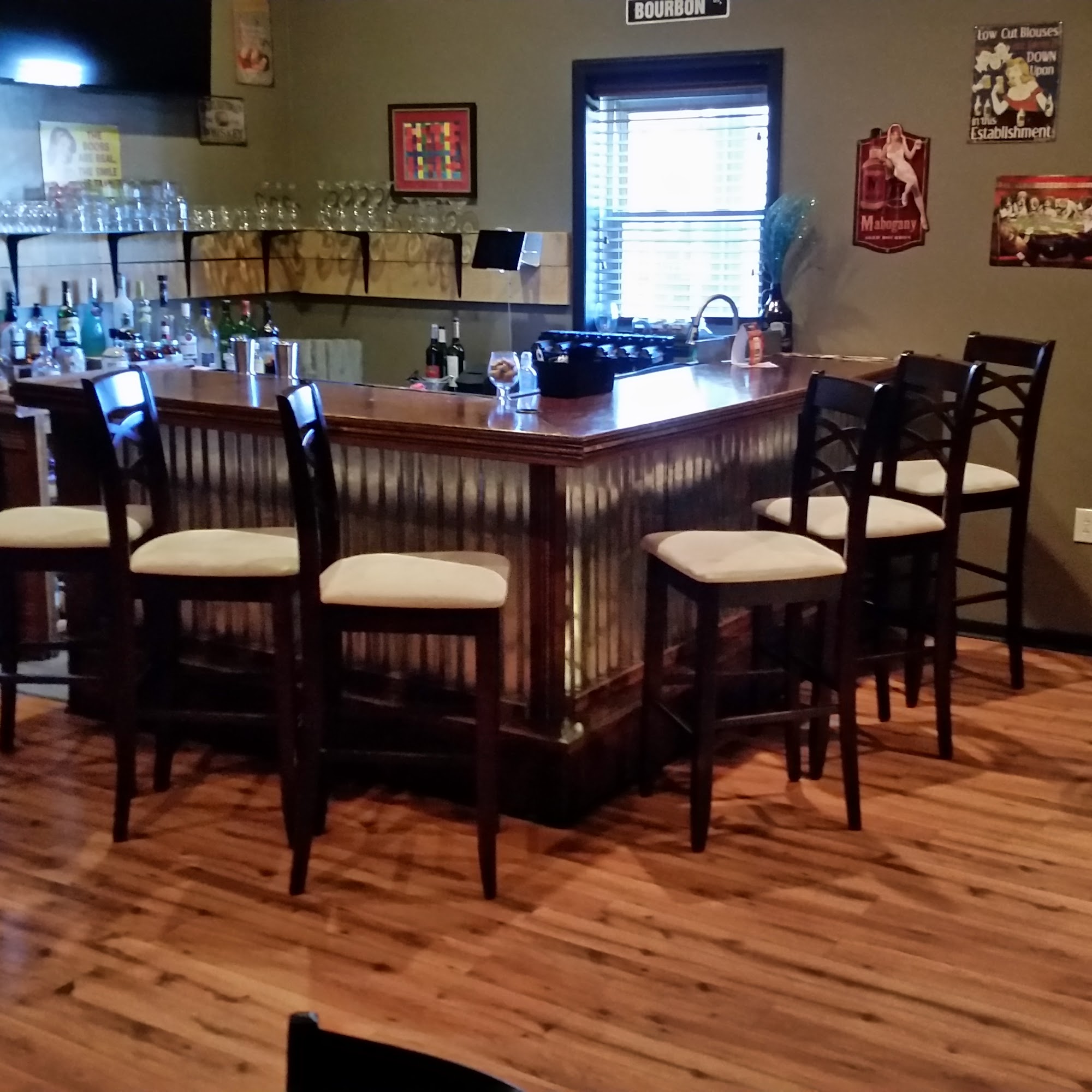 Creek Bottom Brewing, Distillery & Restaurant Galax