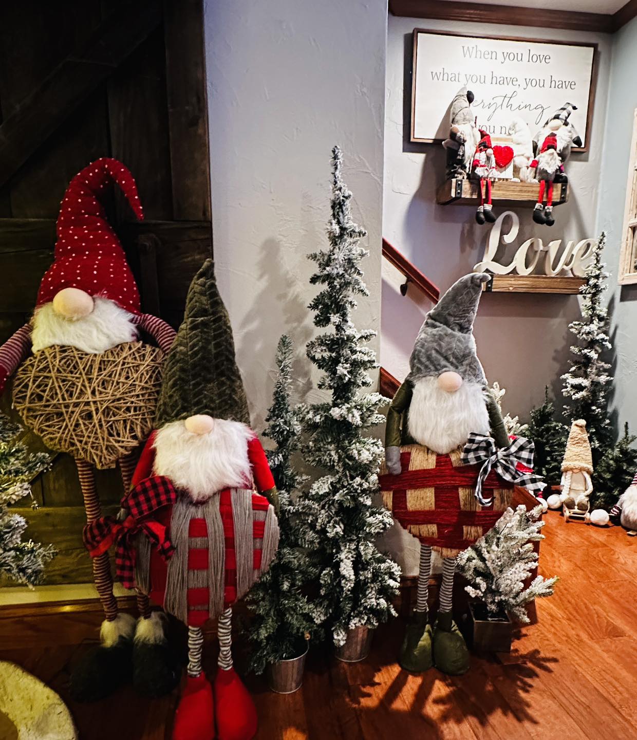 Kneading Hands Massage