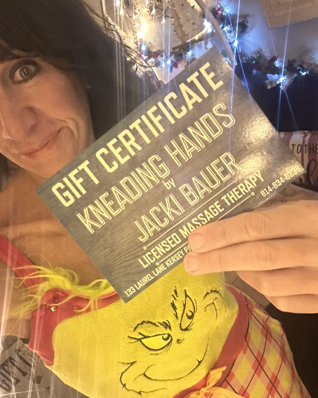 Kneading Hands Massage