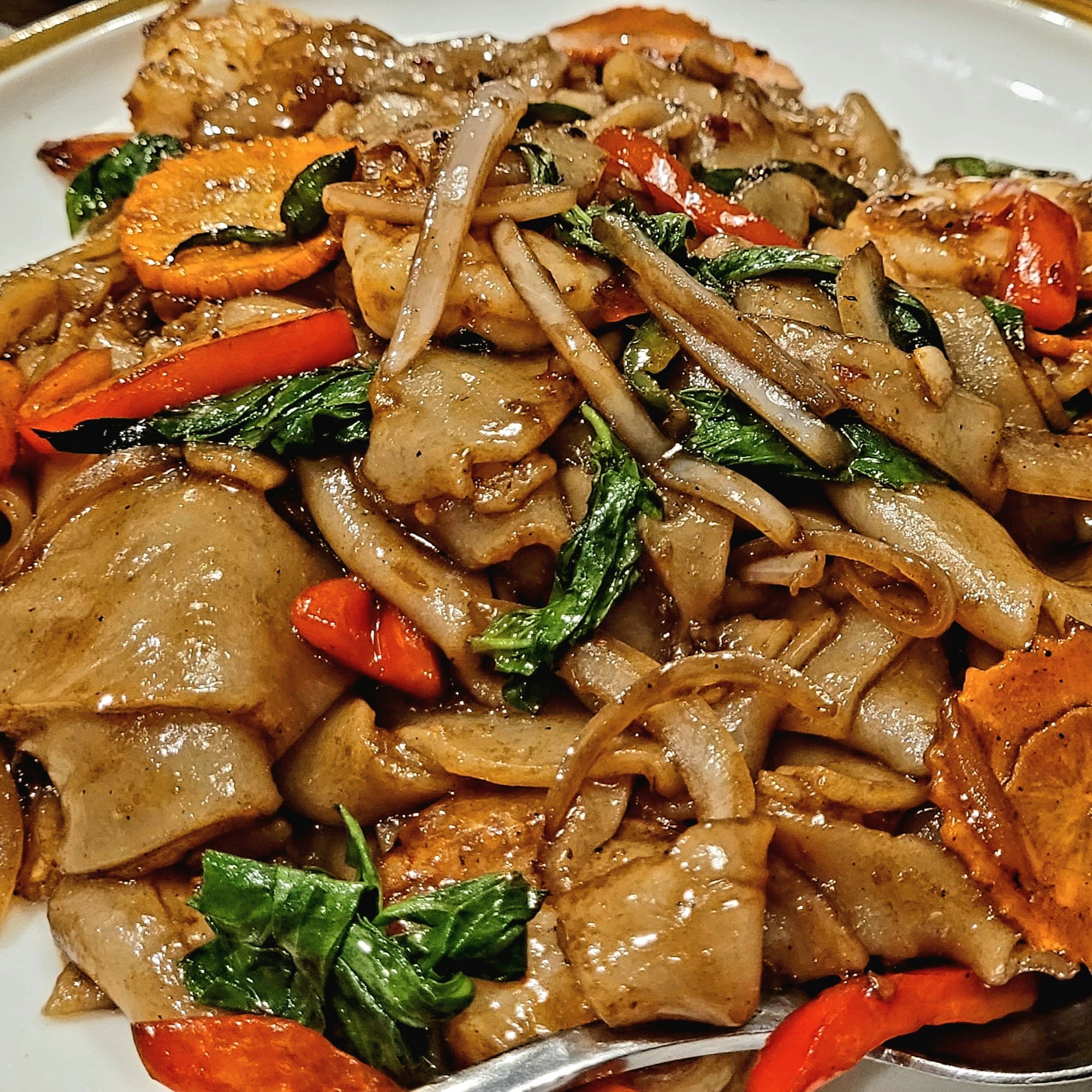 La Ong Thai Bistro Herndon