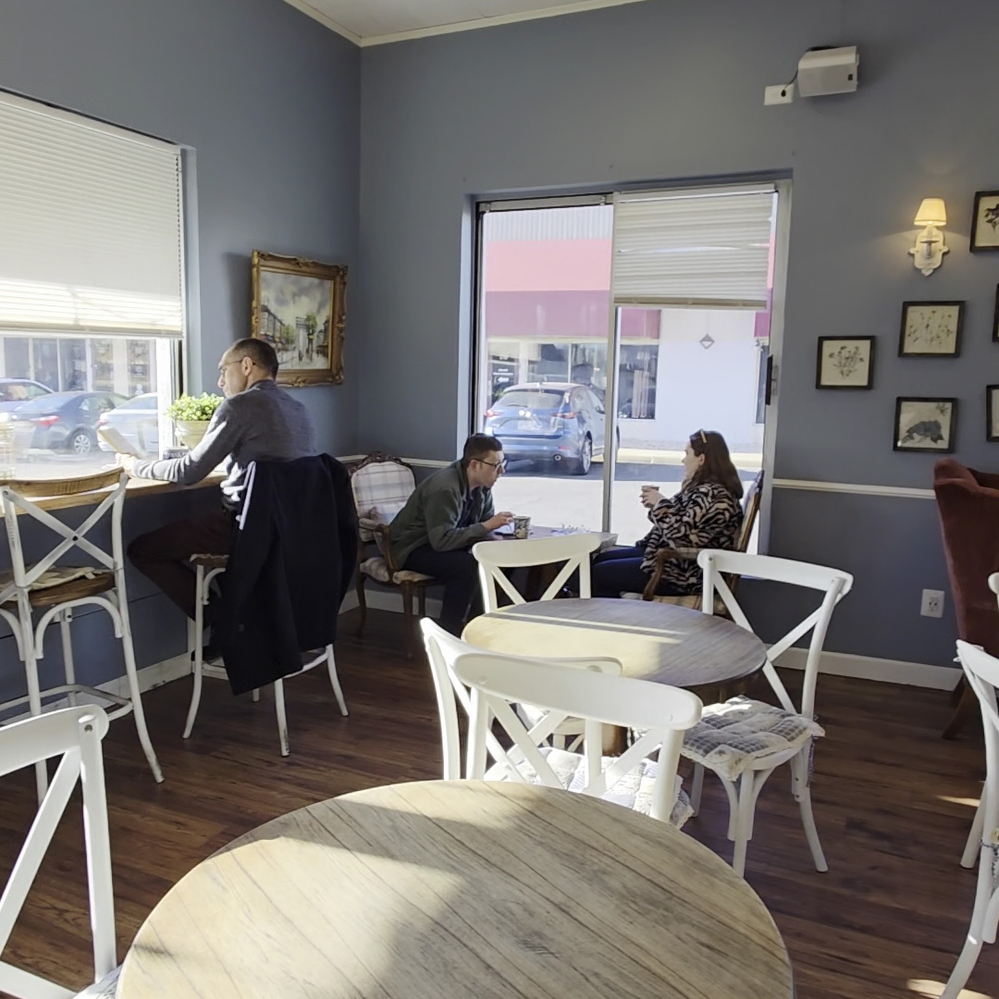 Le Vingt Trois Cafe & Bakery Herndon