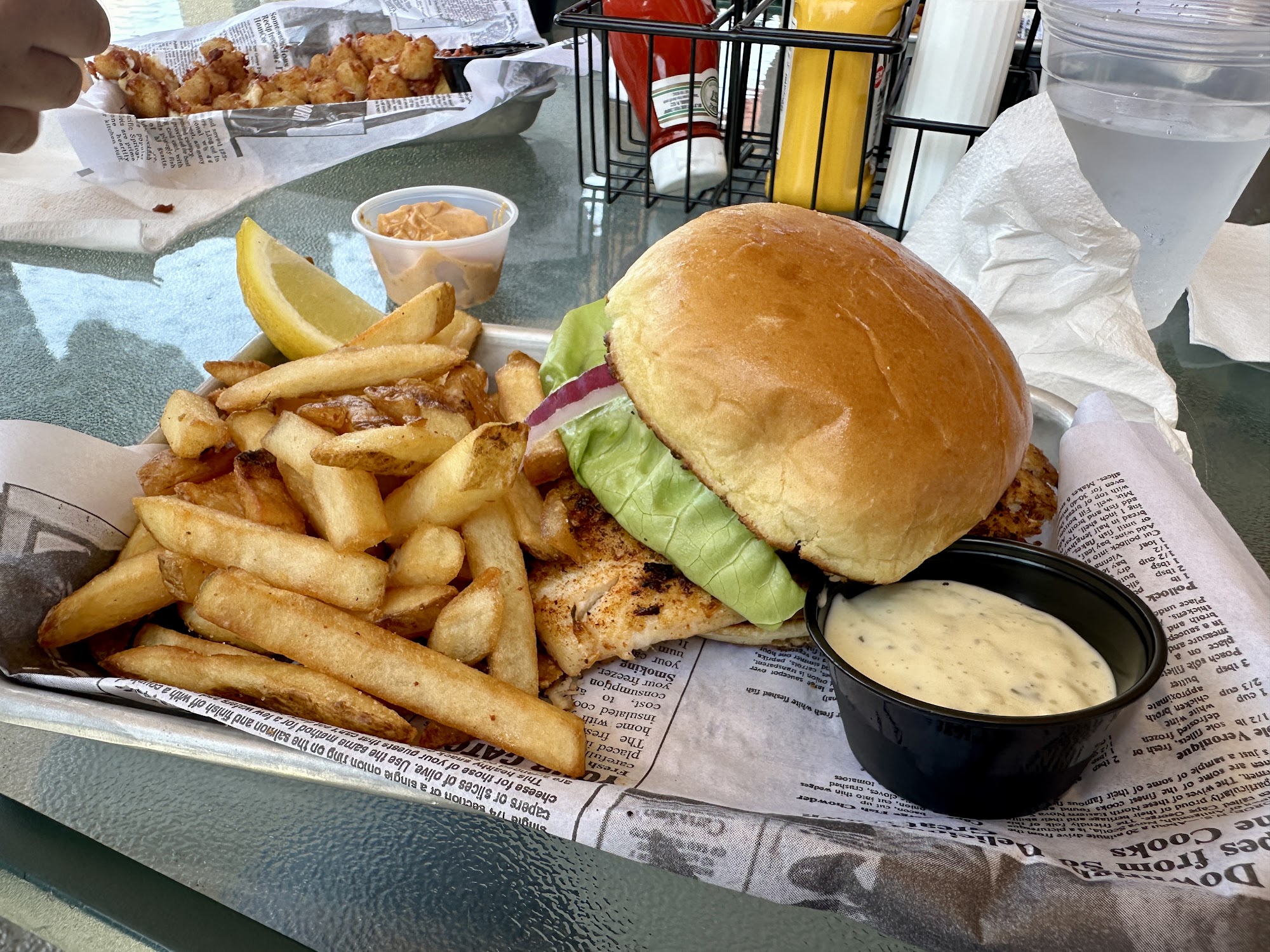 Currents Pool & Grill Menu