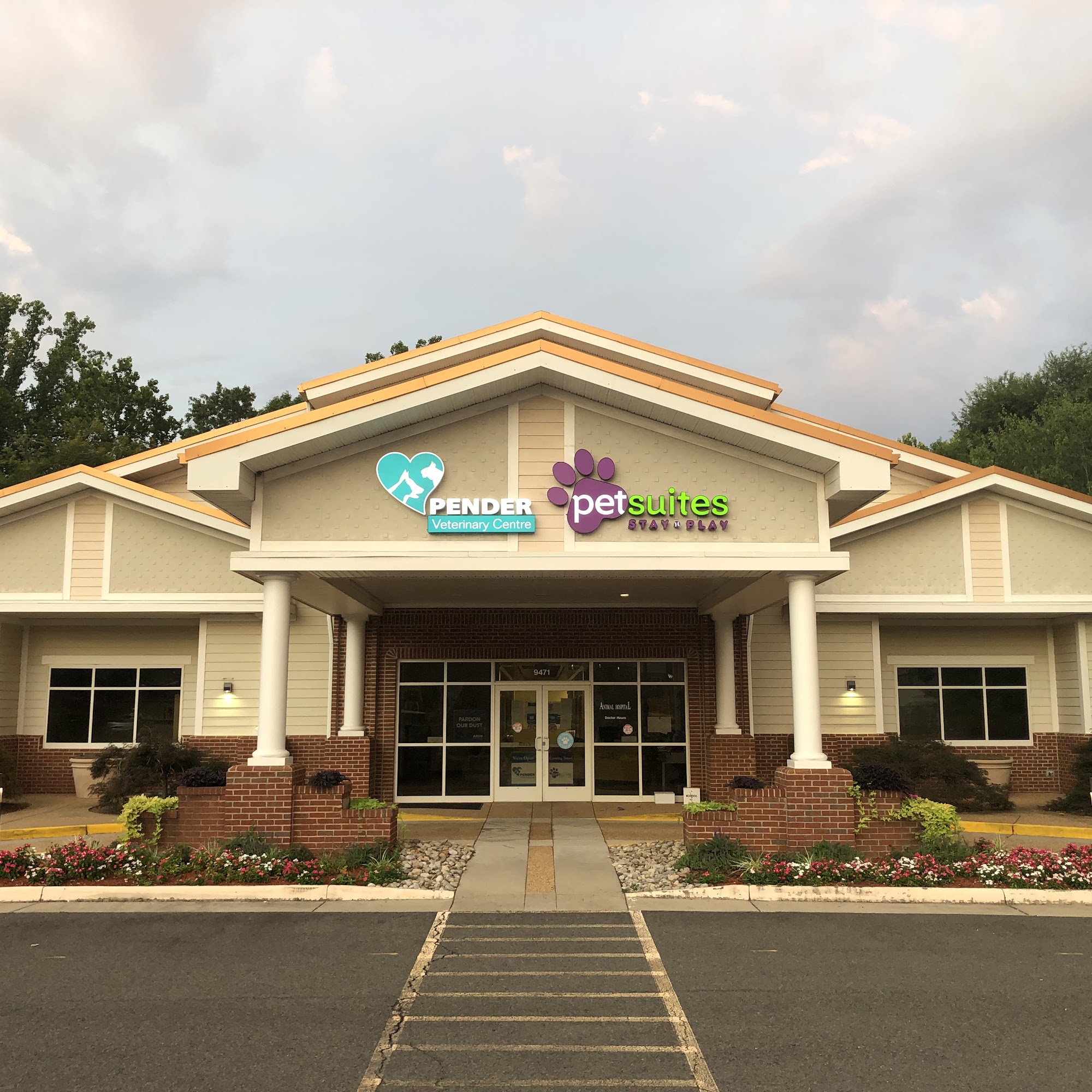 PetSuites Manassas Manassas Park