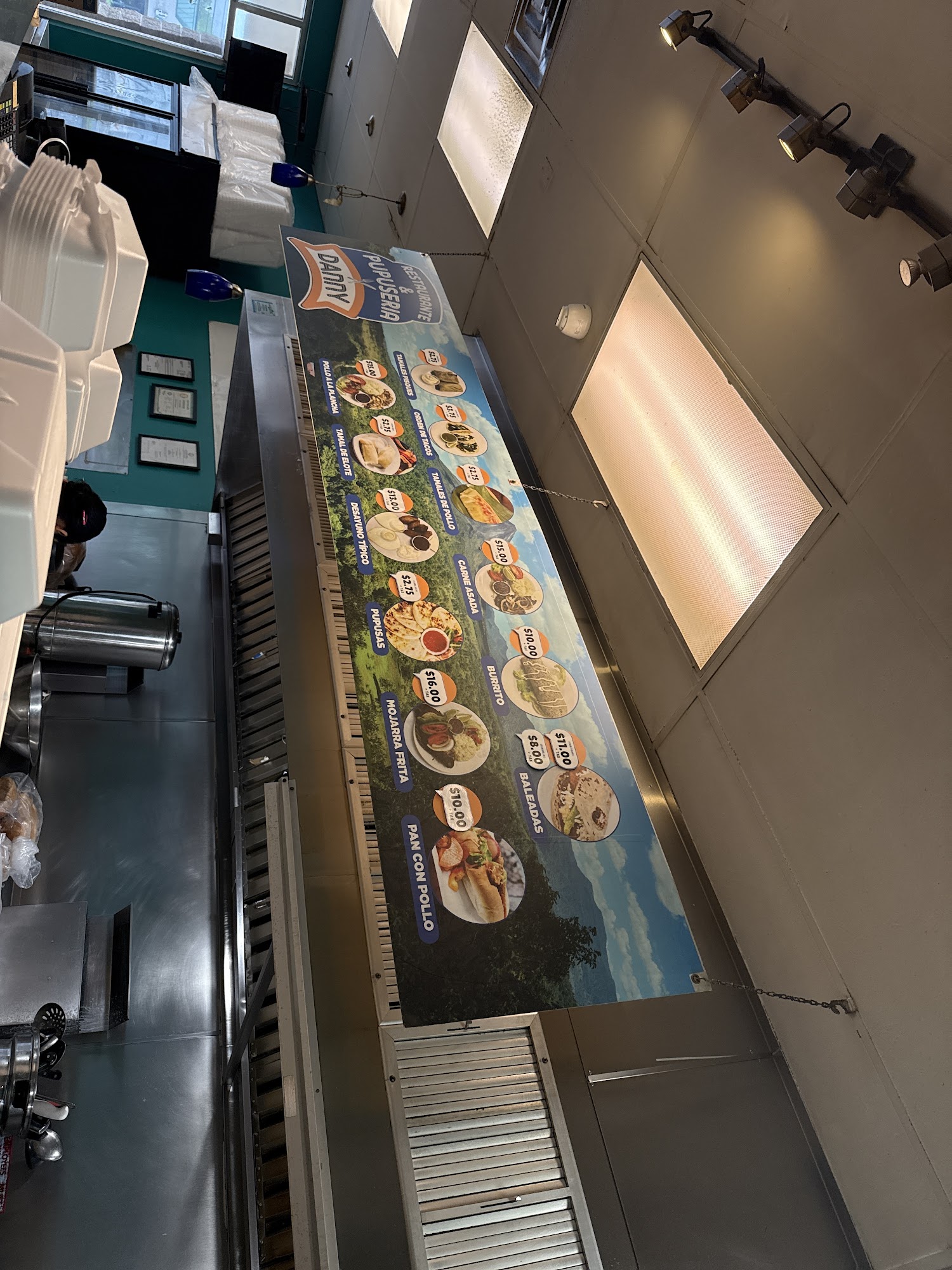 pupuseria y marisqueria danny Menu