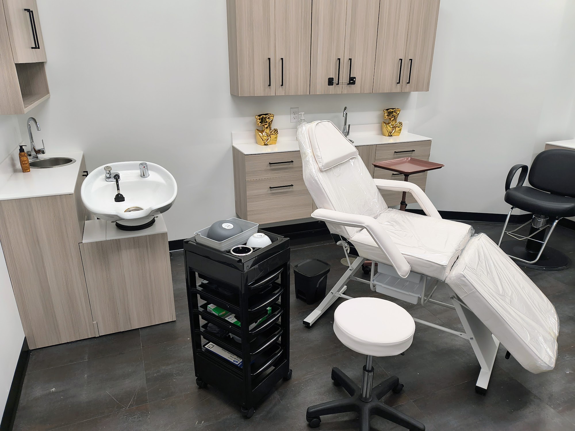 BUTE MD by LUXURE Medical: MEDICAL BEAUTY INSTITUTE 8200 Greensboro Dr Suite 900-61, McLean Virginia 22102