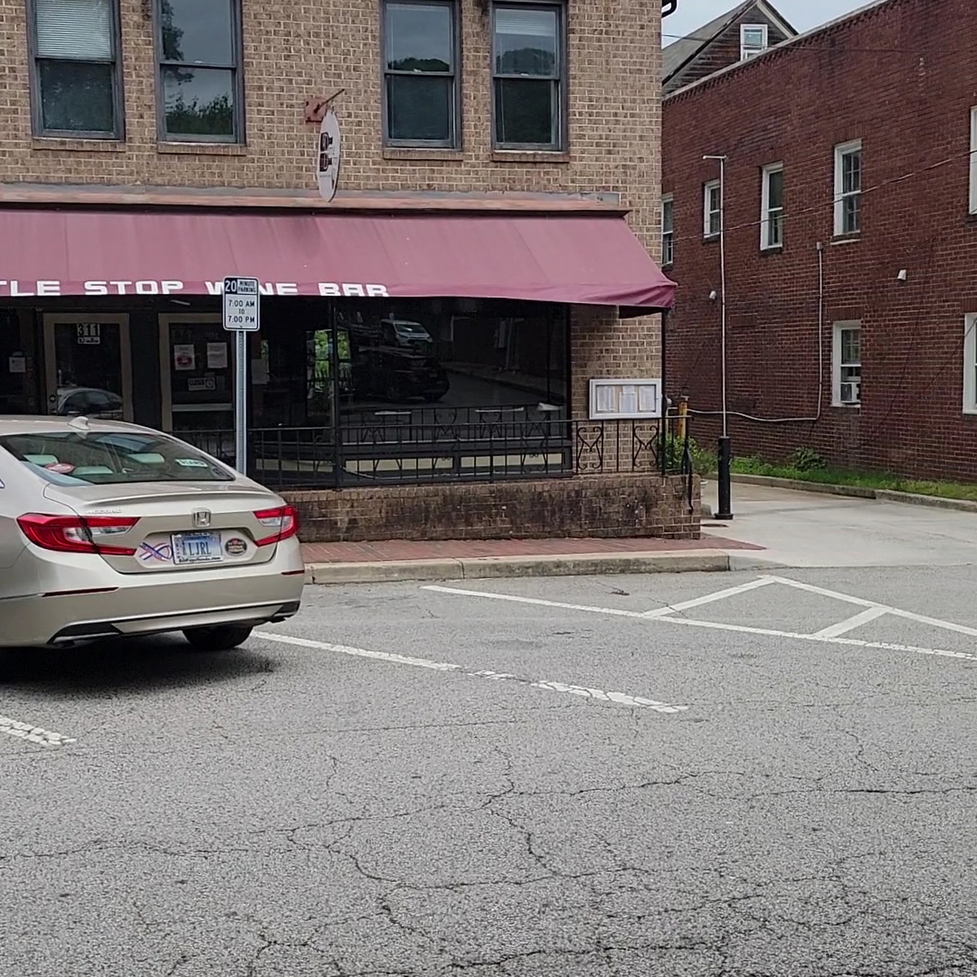 Bottle Stop Wine Bar Occoquan