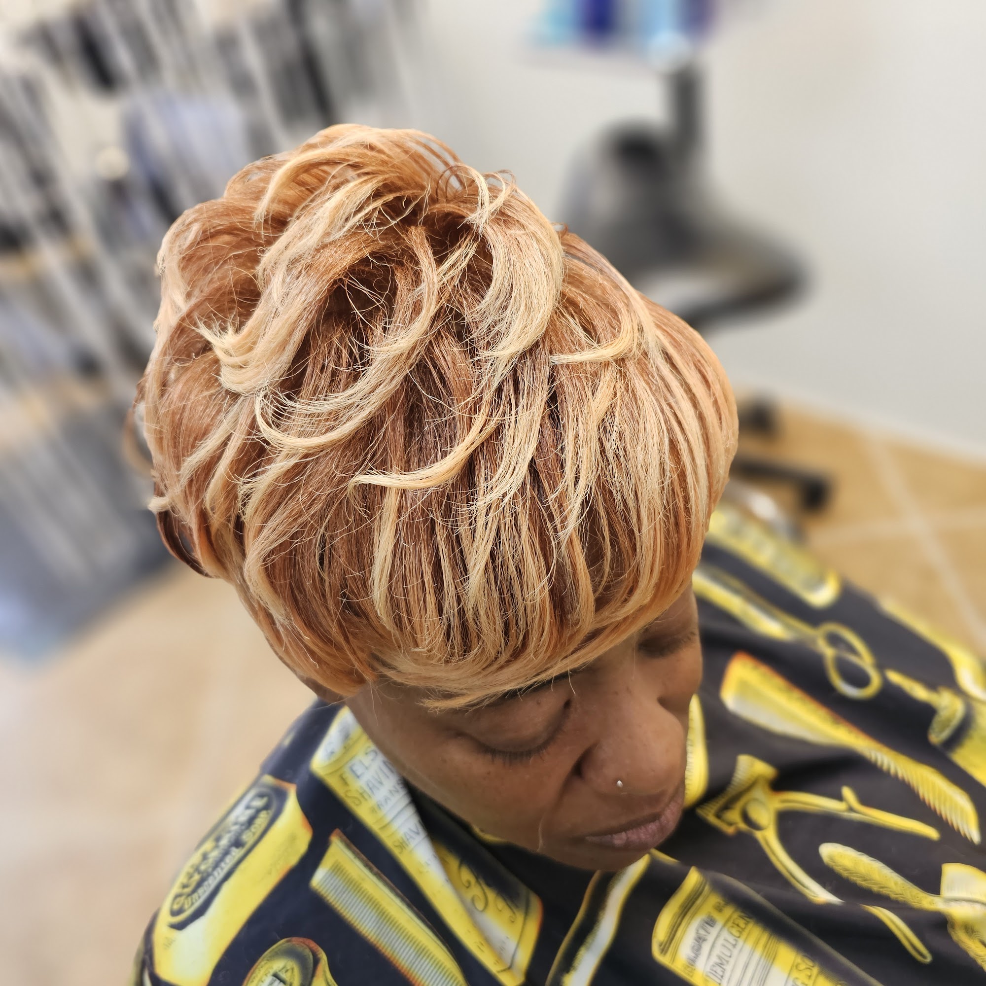 Hair Therapy 2557 S Crater Rd suite c, Petersburg, VA 23805