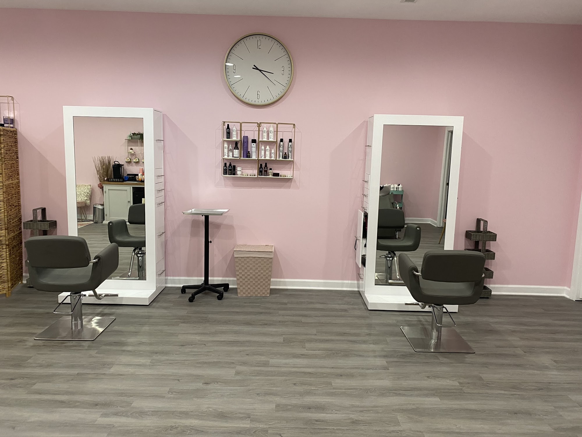 Blossoms Salon