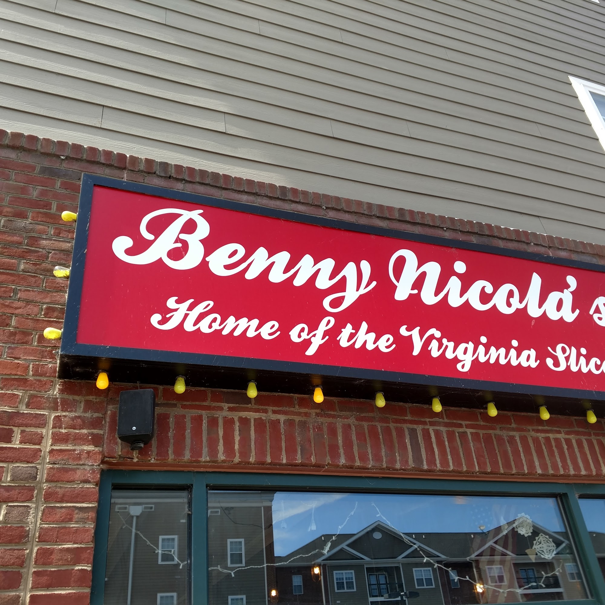 Benny Nicola's Pizza Radford