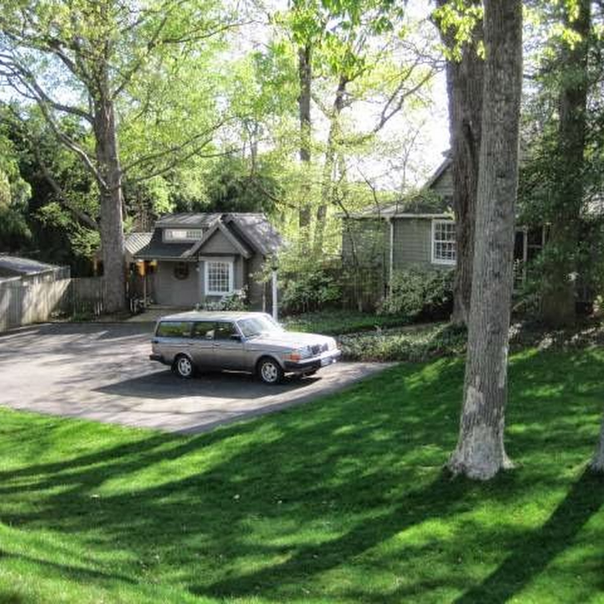 Tolkien's Kennels Richmond