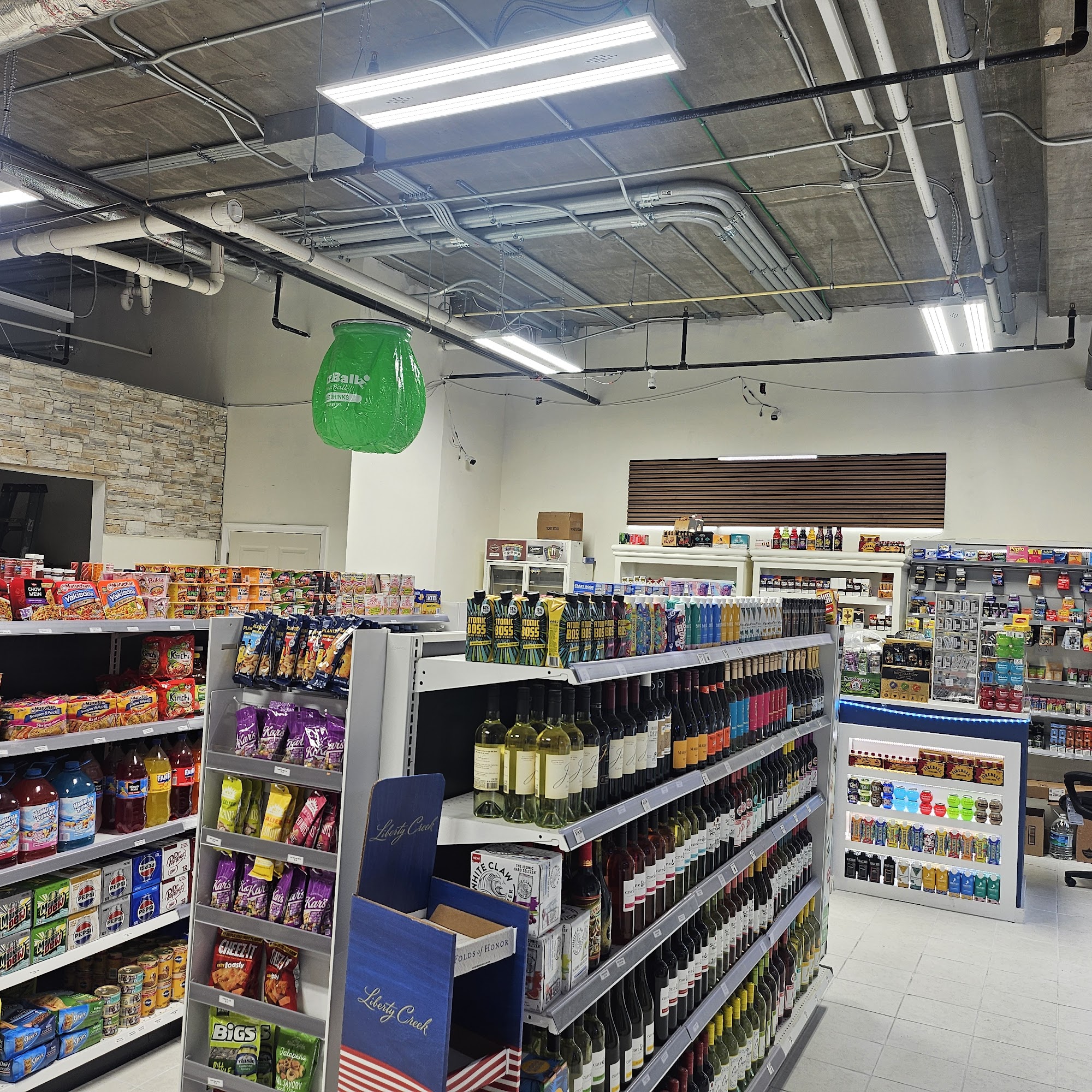 K H M CONVENIENCE STORE