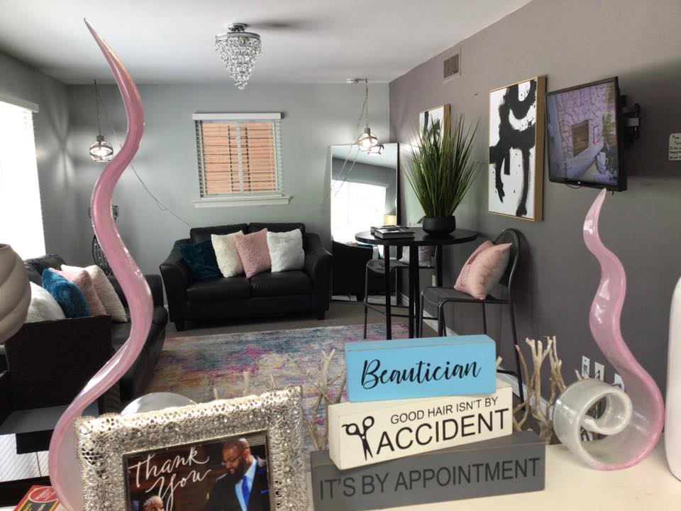 Cache's Salon 5901 Williamson Rd, Roanoke Virginia 24012