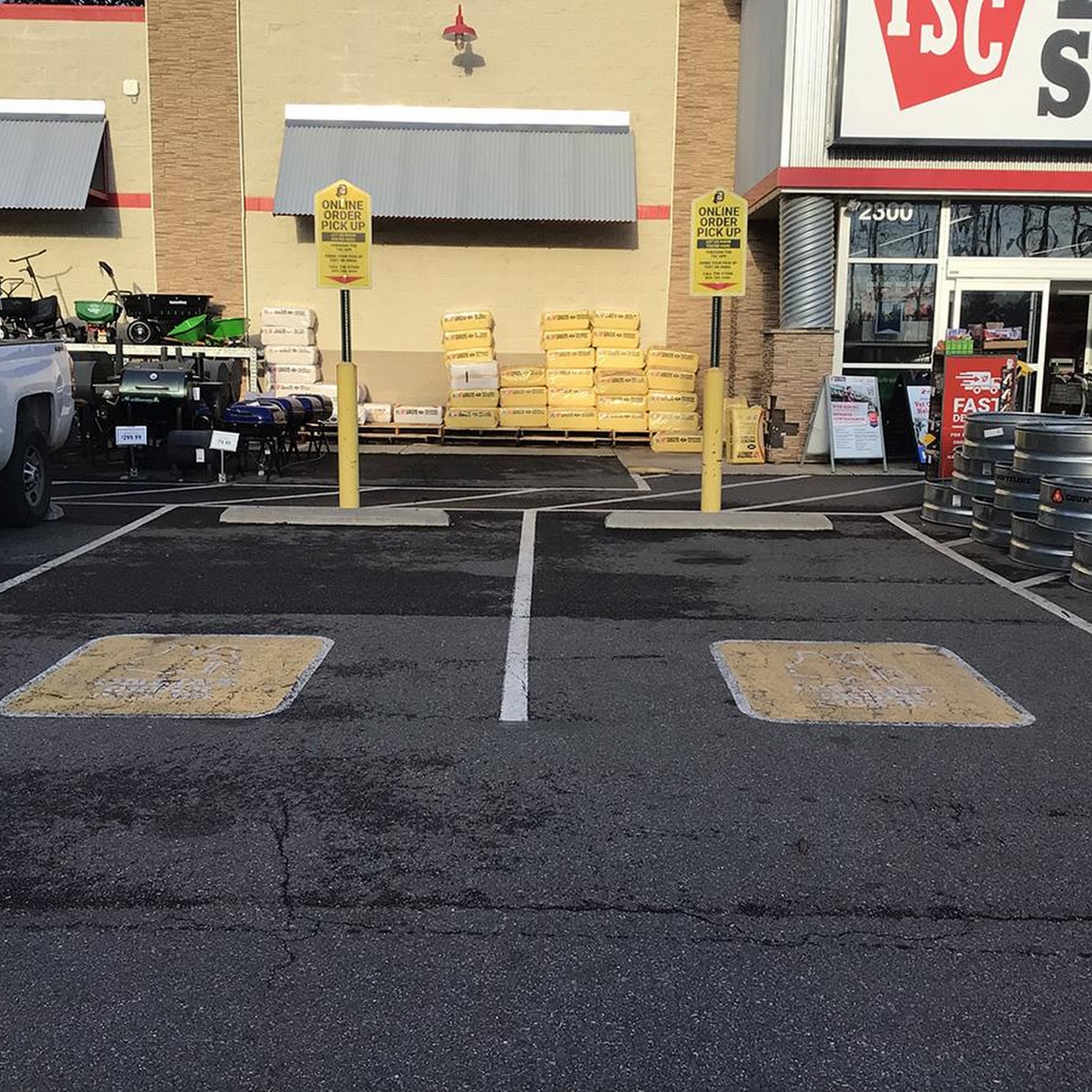 Tractor Supply Co. Rockville