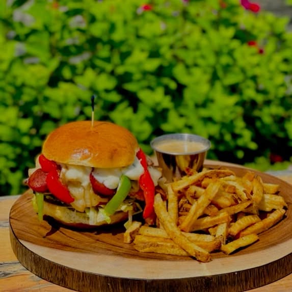 More Better Restaurant & Beer Garden Round Hill