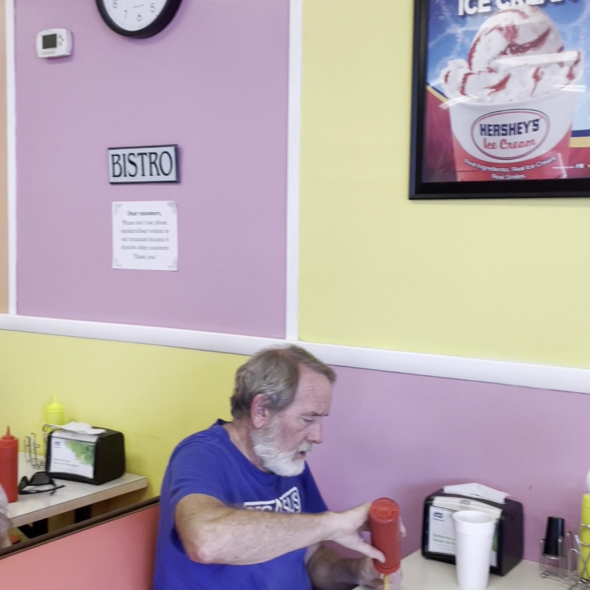 Sandston Bistro & Shakes Sandston