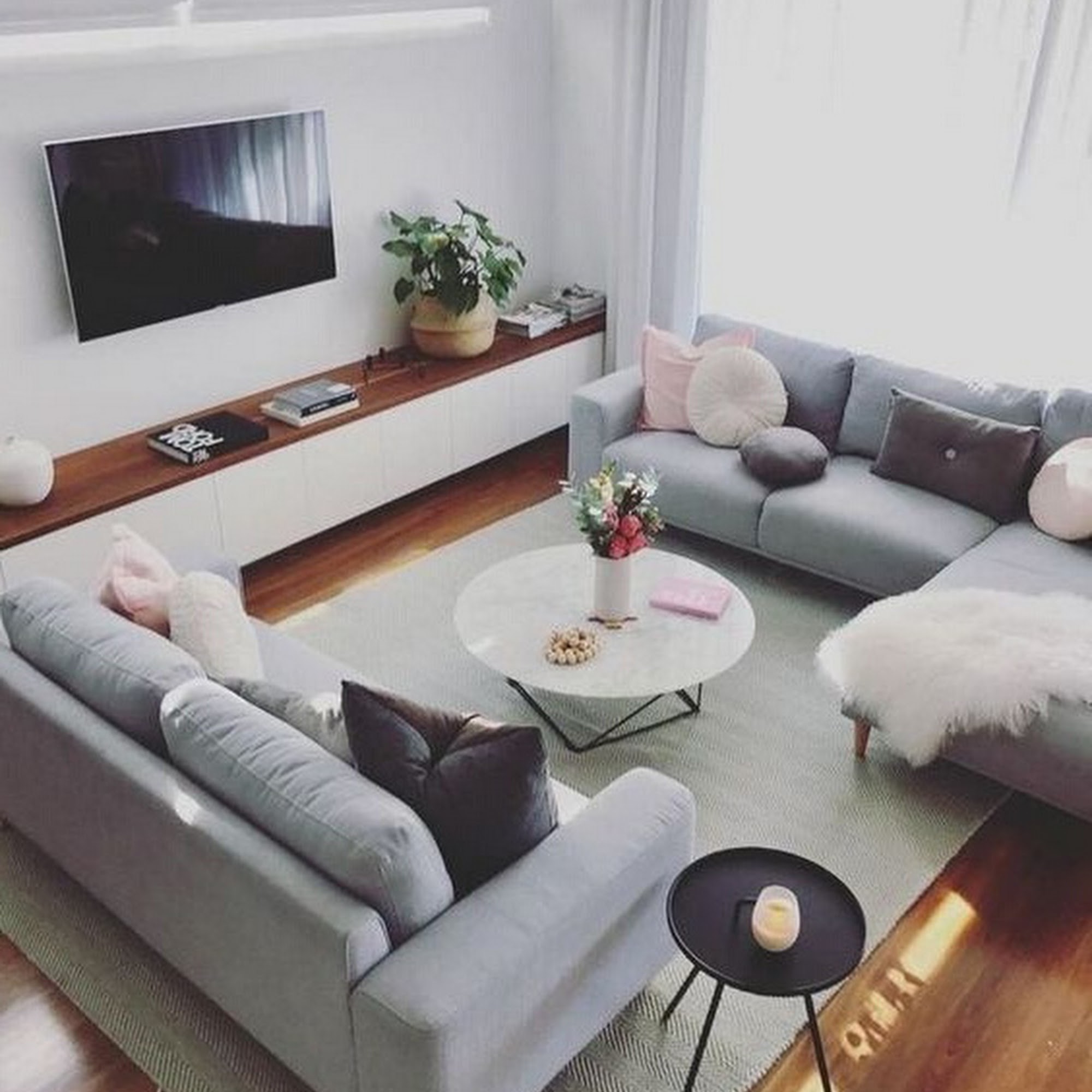 Lily Cleaning Services LLC