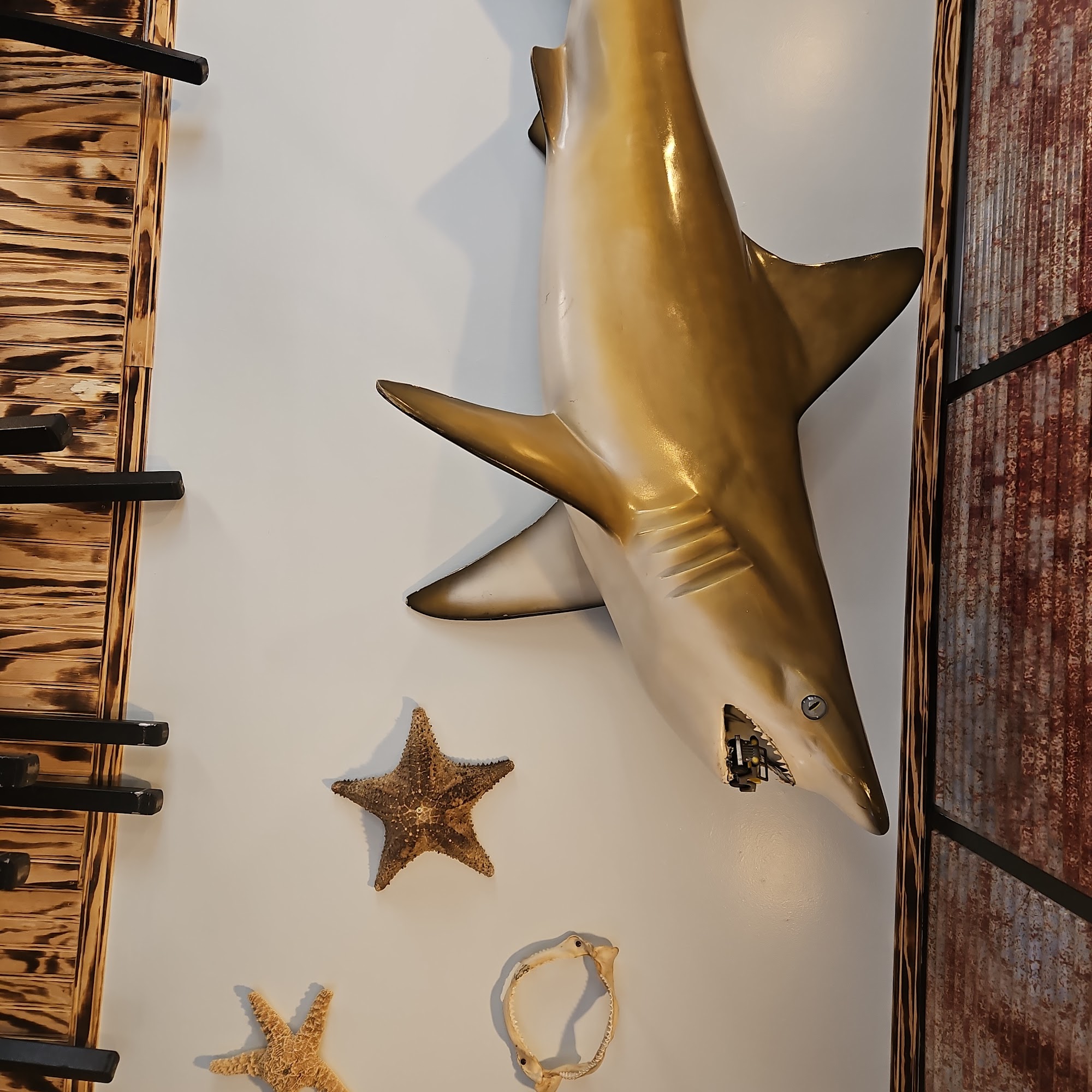 Crabby Maggie's Seafood & More Resturant Strasburg