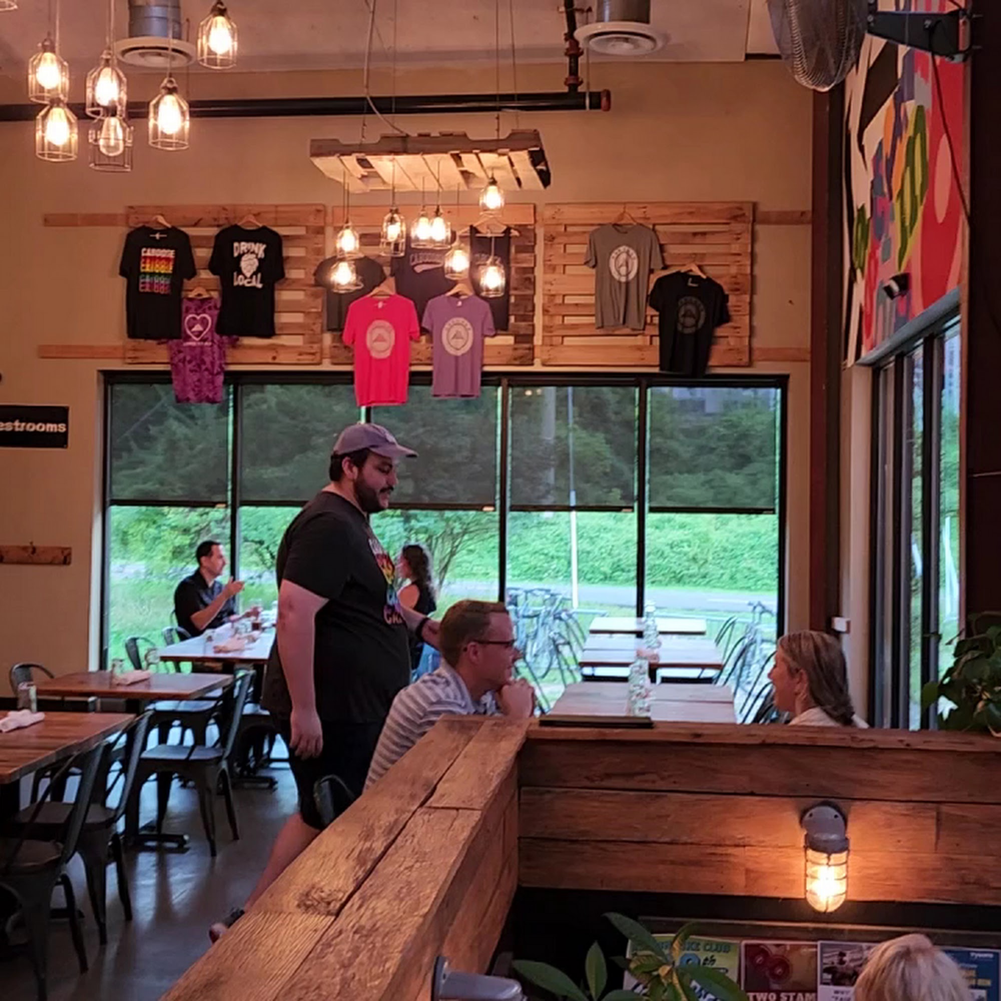Caboose Brewing Company & Tavern Vienna