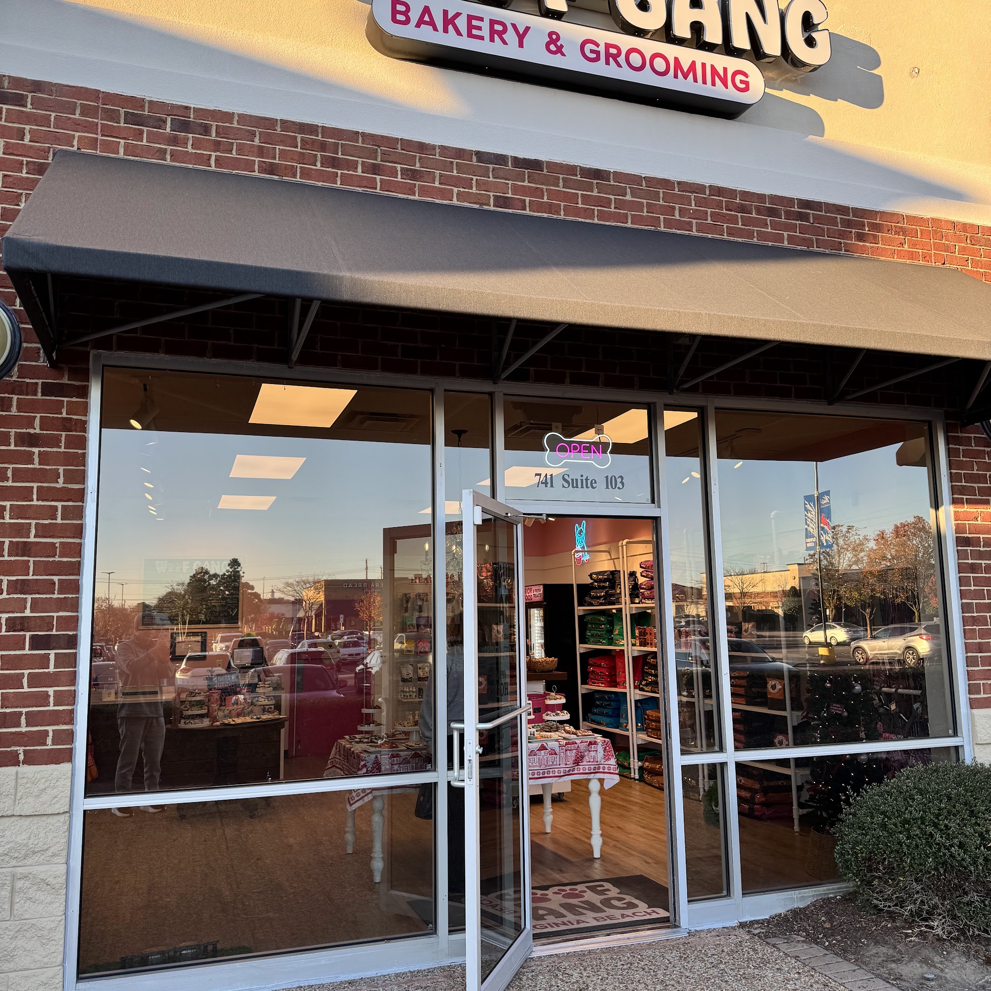 Woof Gang Bakery & Grooming Virginia Beach Virginia Beach