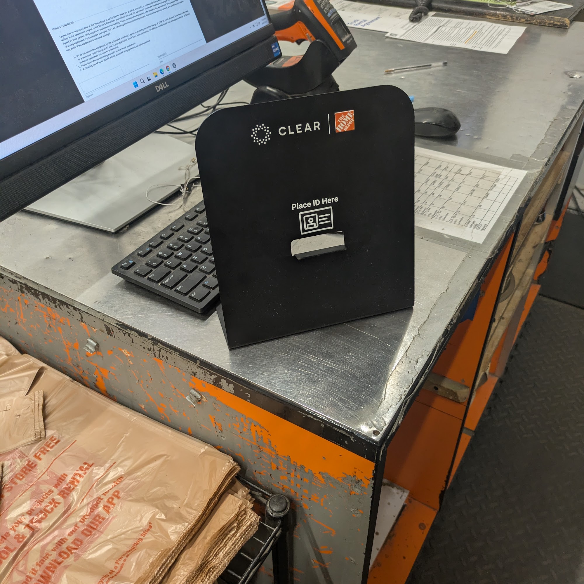 Pro Desk at The Home Depot