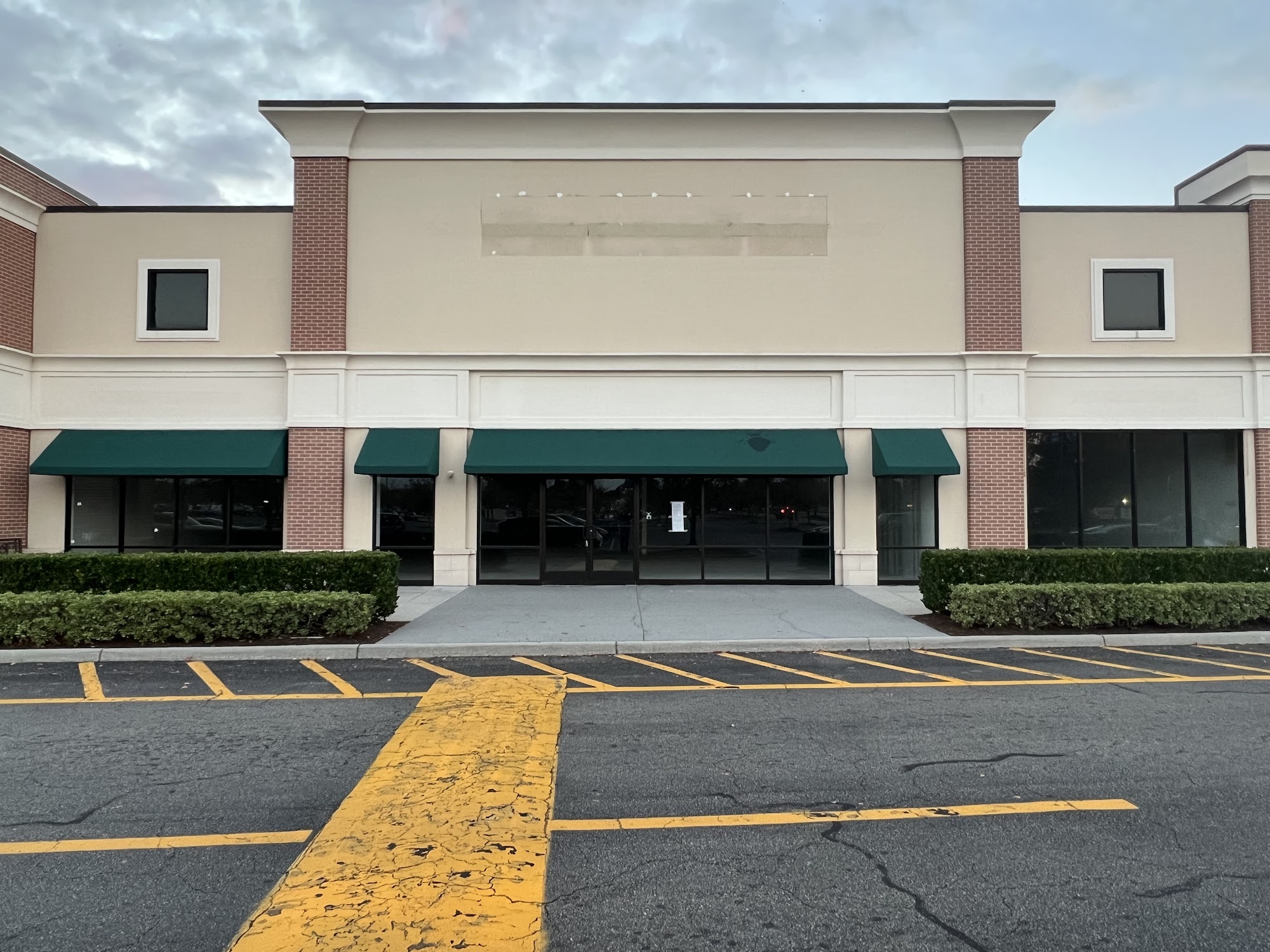 My Salon Suite Red Mill 1169 Nimmo Pkwy #224, Virginia Beach Virginia 23456