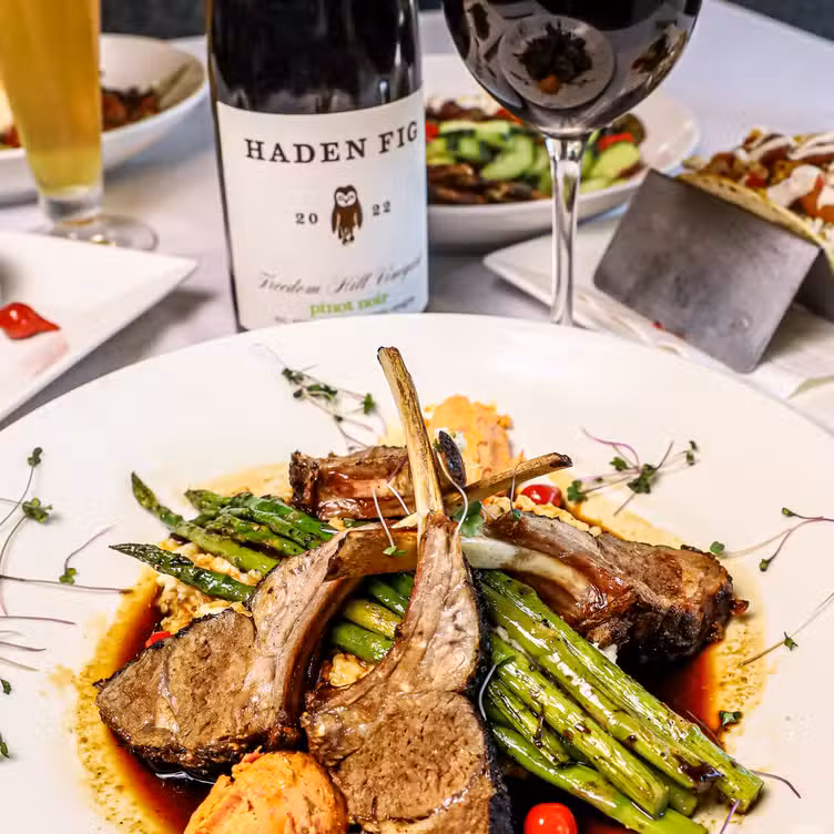 Photo credit: opentable