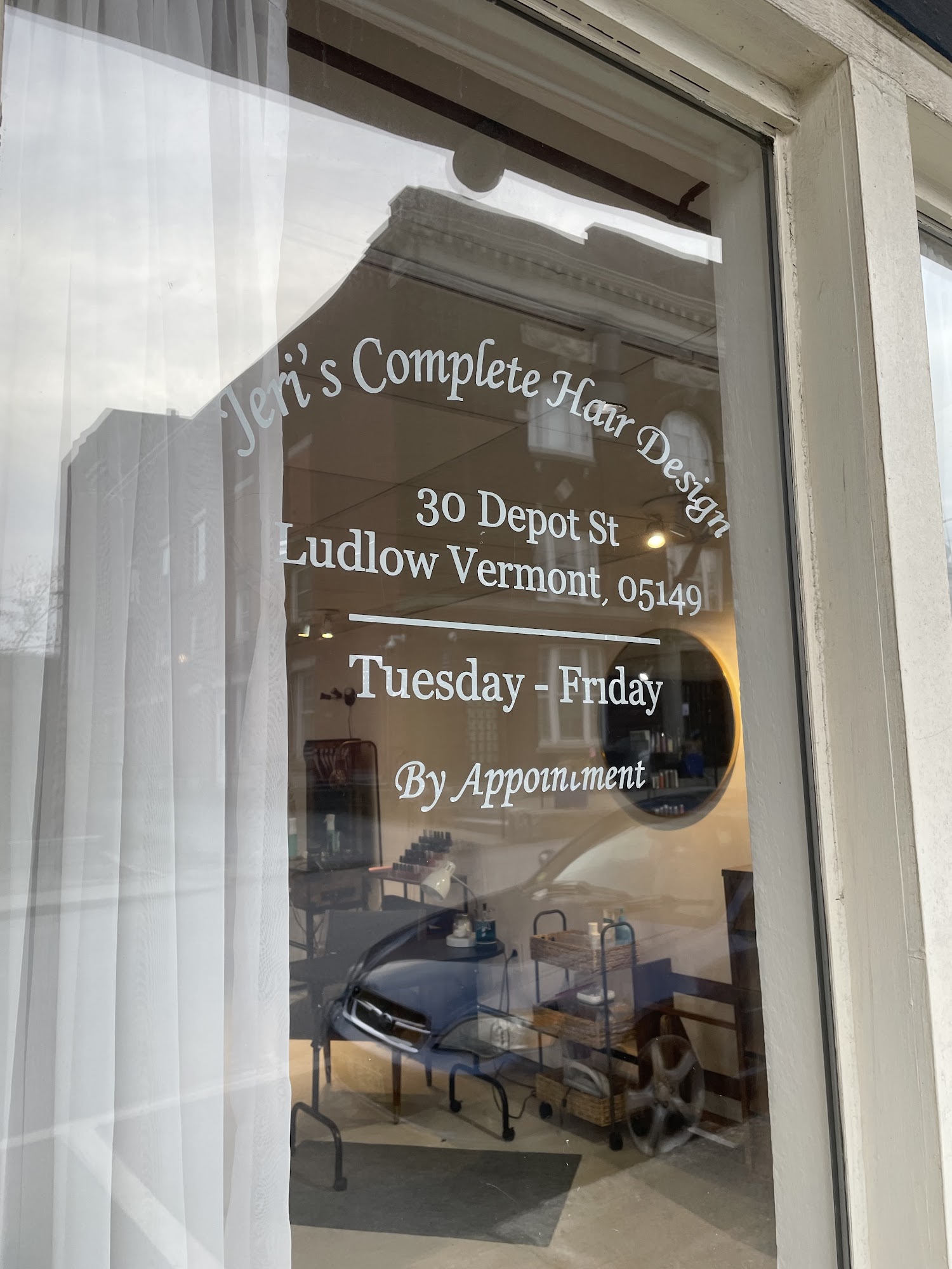 Jeri’s Complete Hair Design