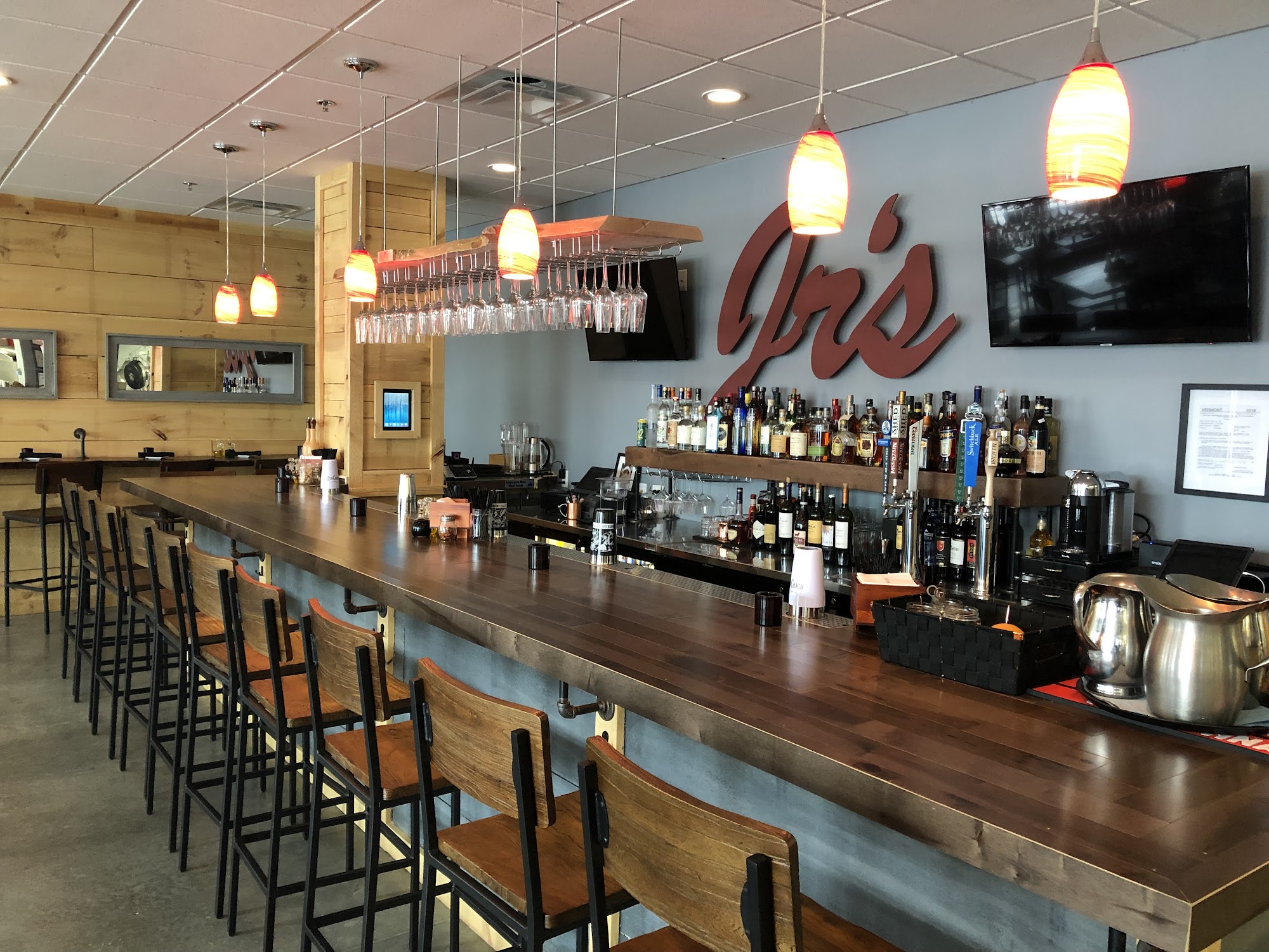 Junior's Winooski Winooski